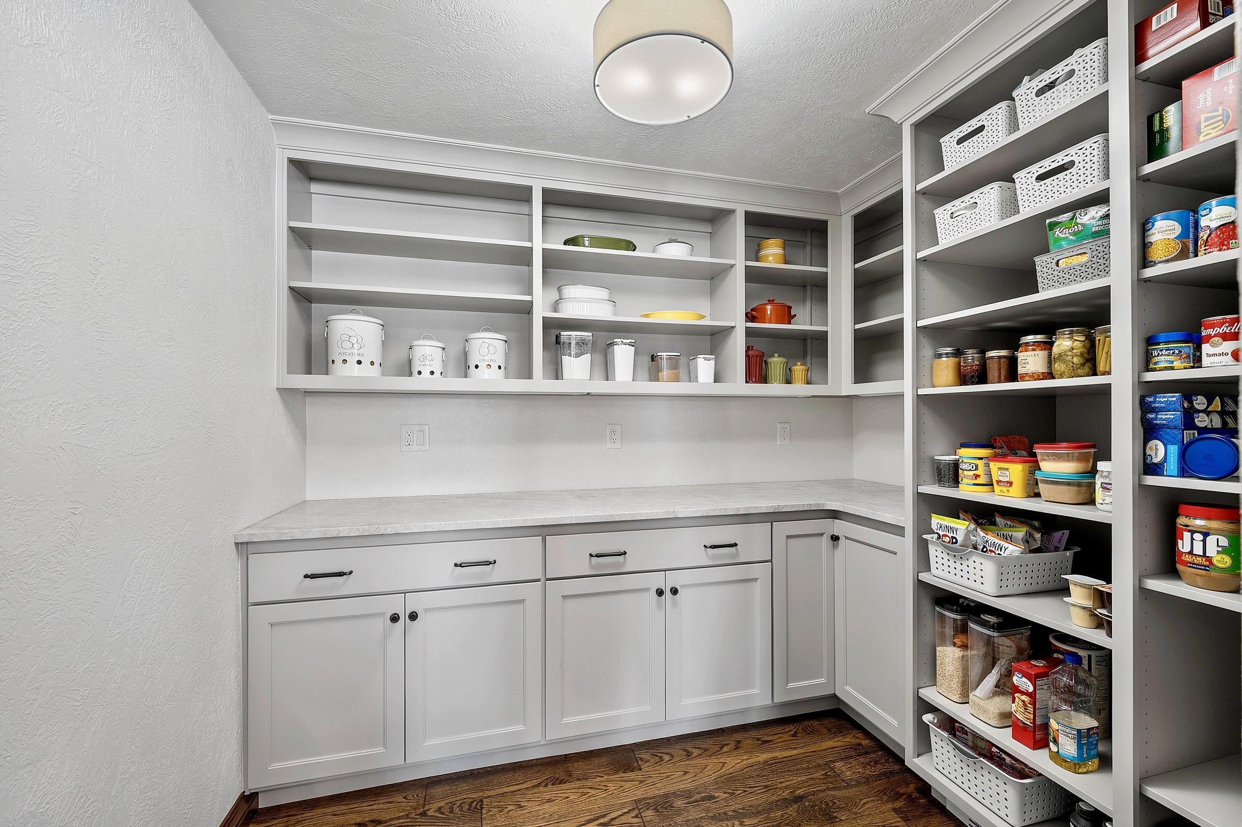 2045 LOST DAUPHIN Road