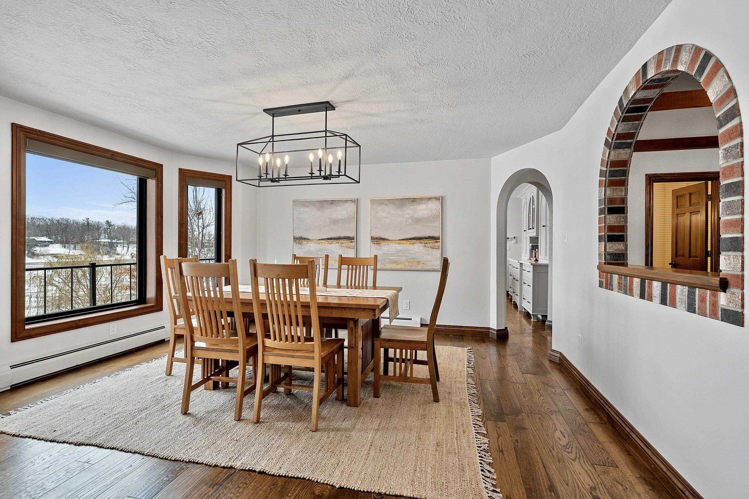 2045 LOST DAUPHIN Road