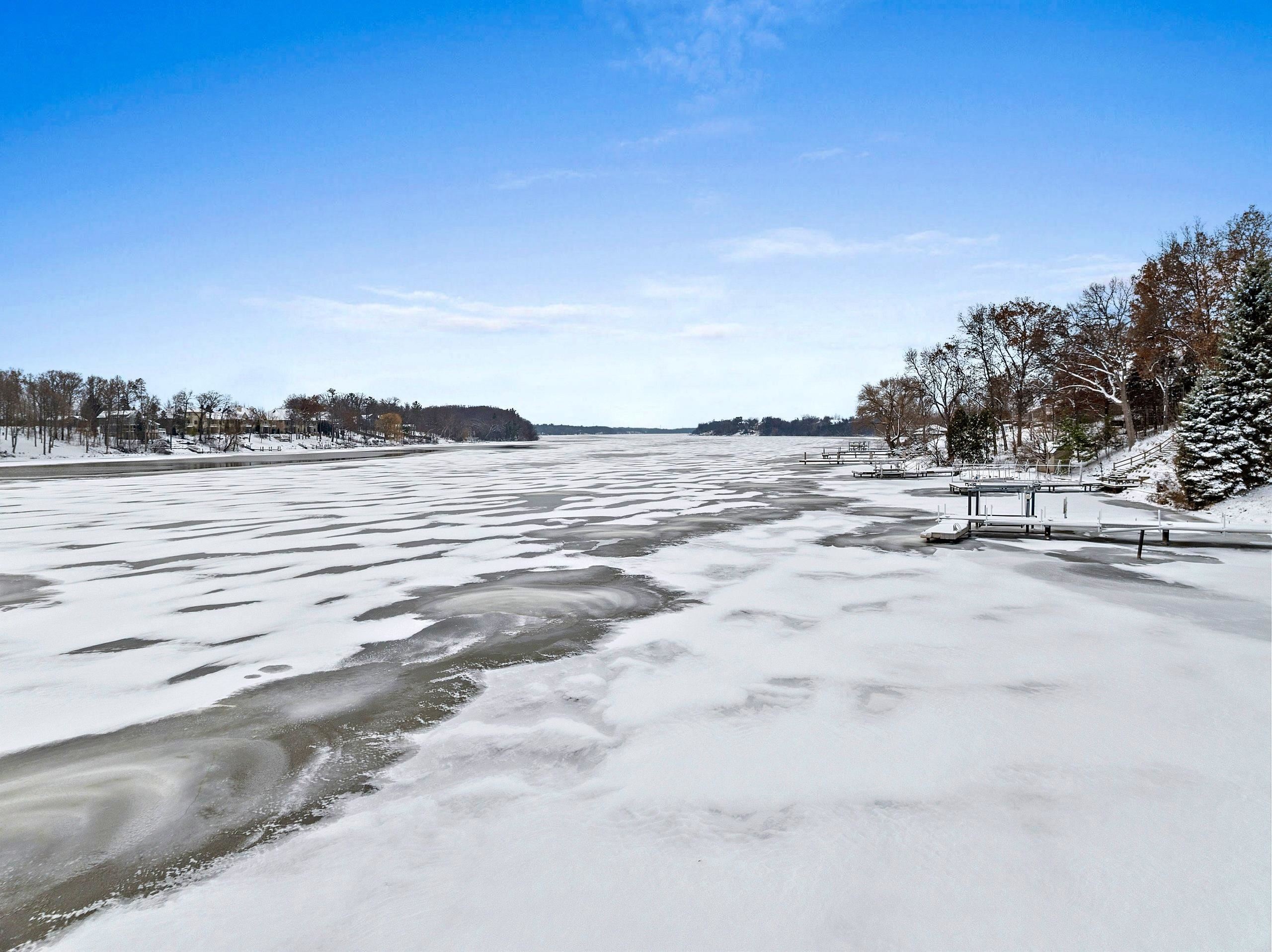 2045 LOST DAUPHIN Road