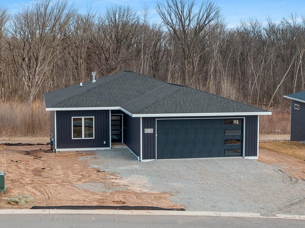 4001 ANTWERP Avenue Unit: 4