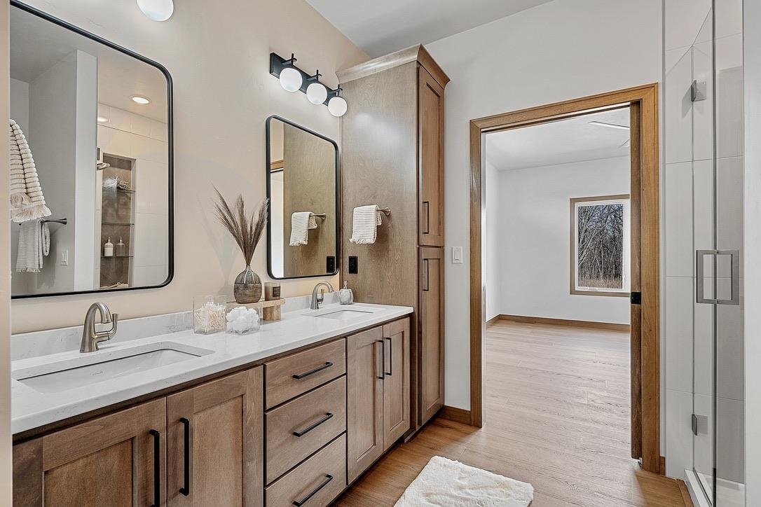 4001 ANTWERP Avenue Unit: 4