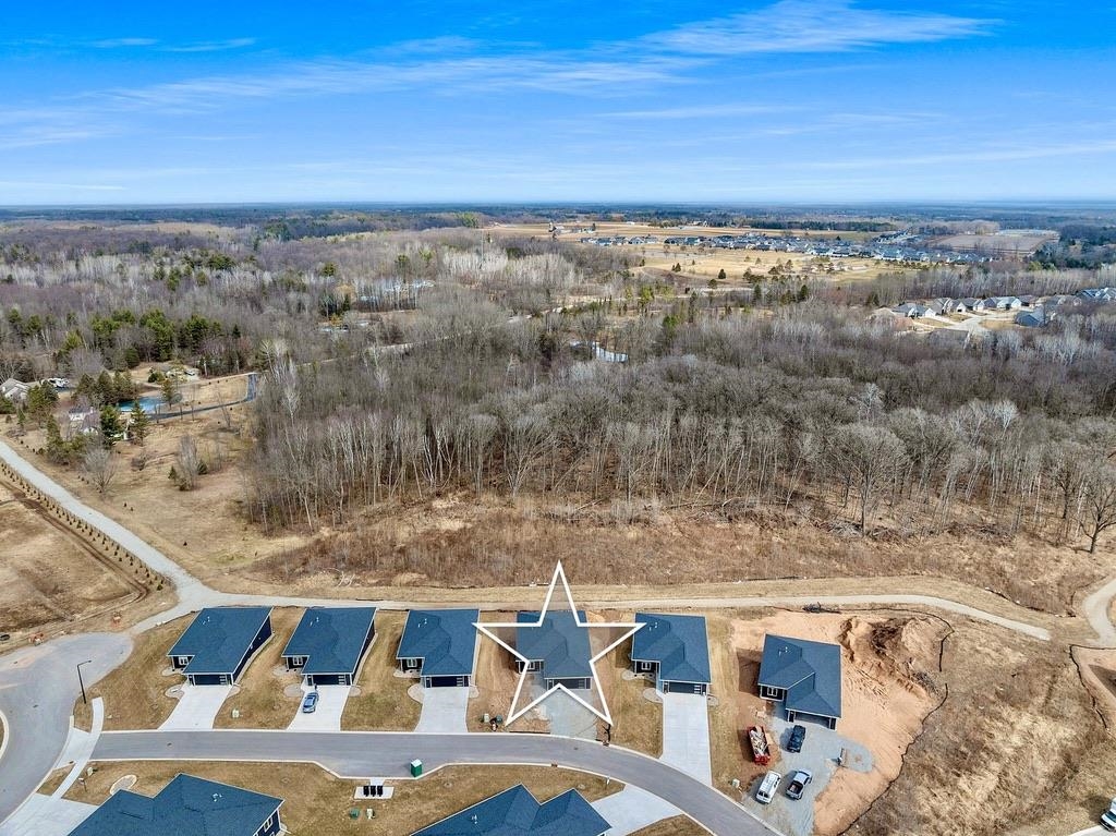 4001 ANTWERP Avenue Unit: 4