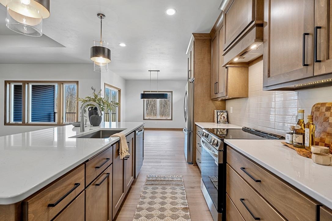 4001 ANTWERP Avenue Unit: 4