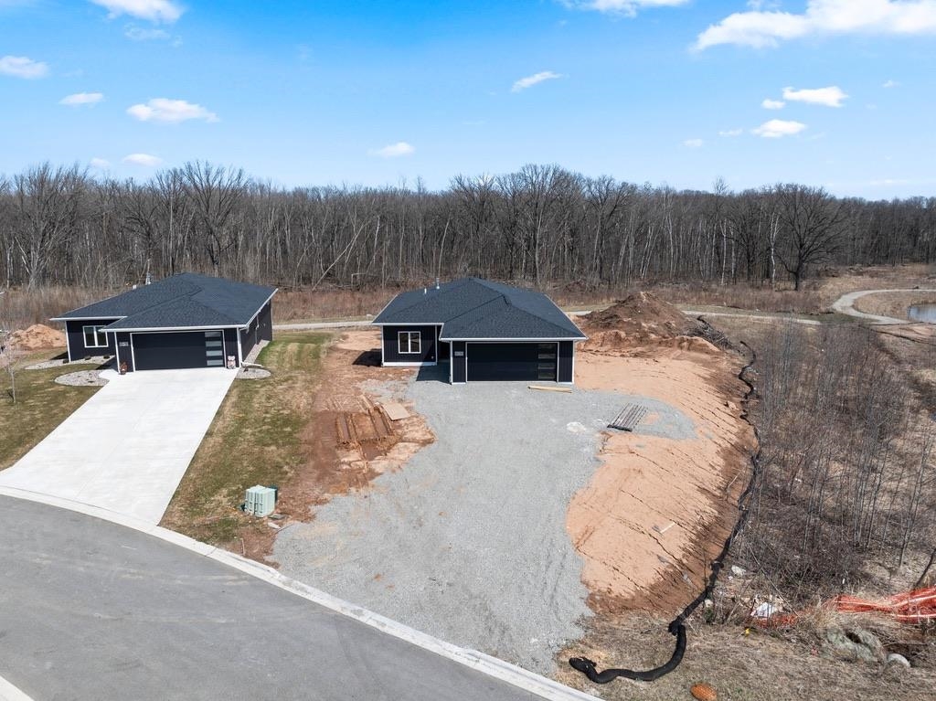 4001 ANTWERP Avenue Unit: 6