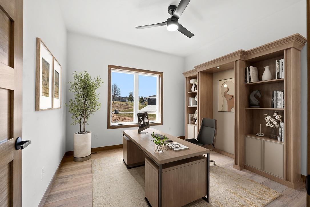 4001 ANTWERP Avenue Unit: 6