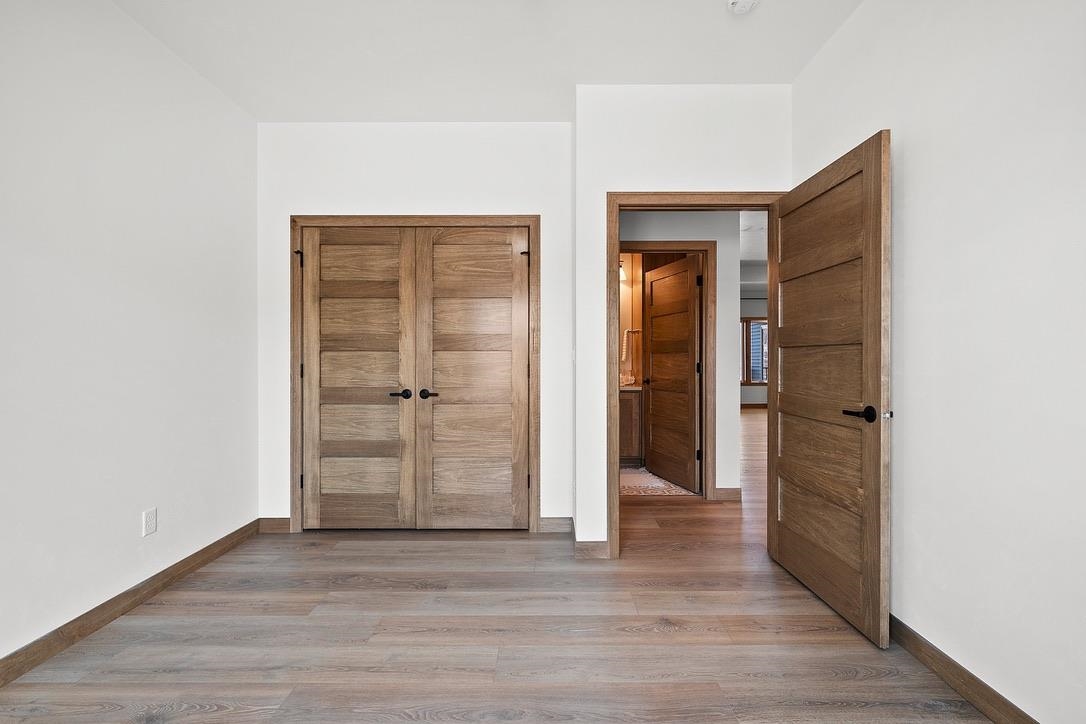 4001 ANTWERP Avenue Unit: 6