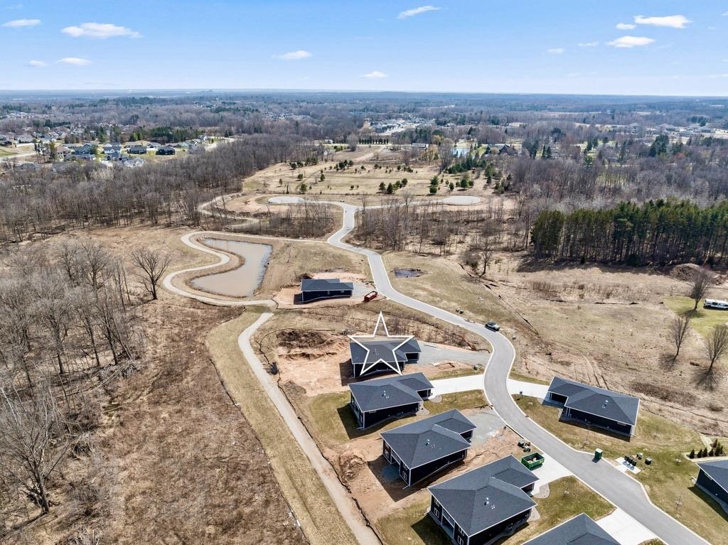 4001 ANTWERP Avenue Unit: 6