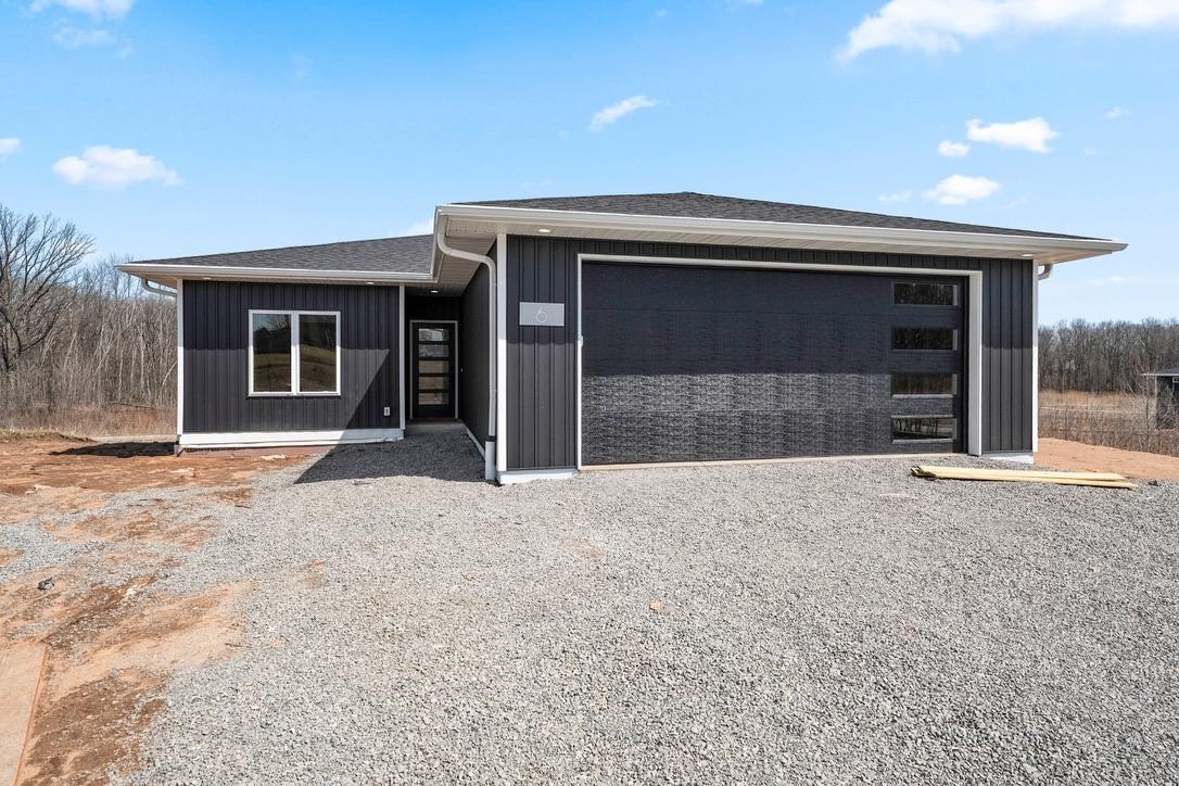 4001 ANTWERP Avenue Unit: 6