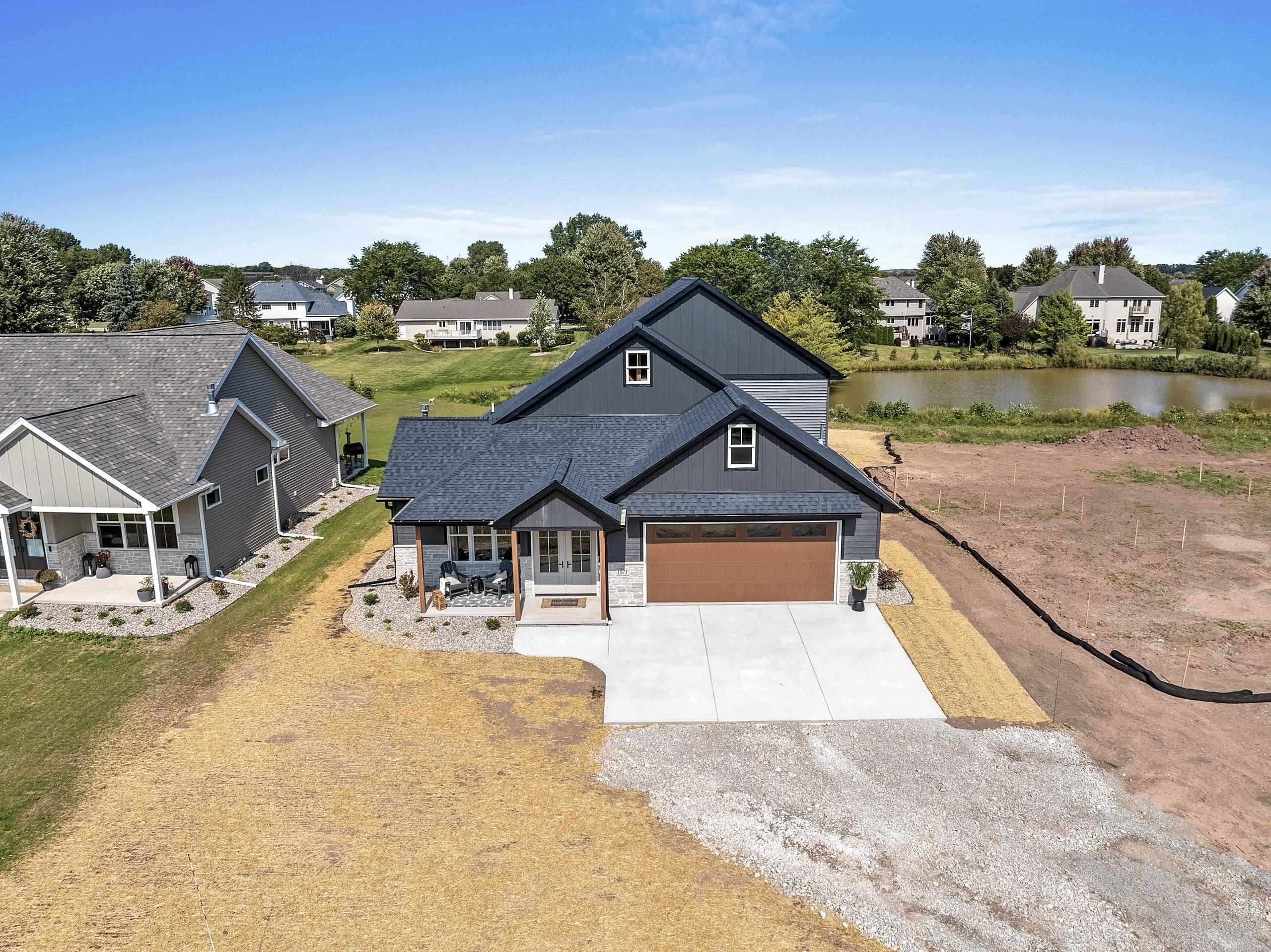 1871 LEDGEVIEW Road