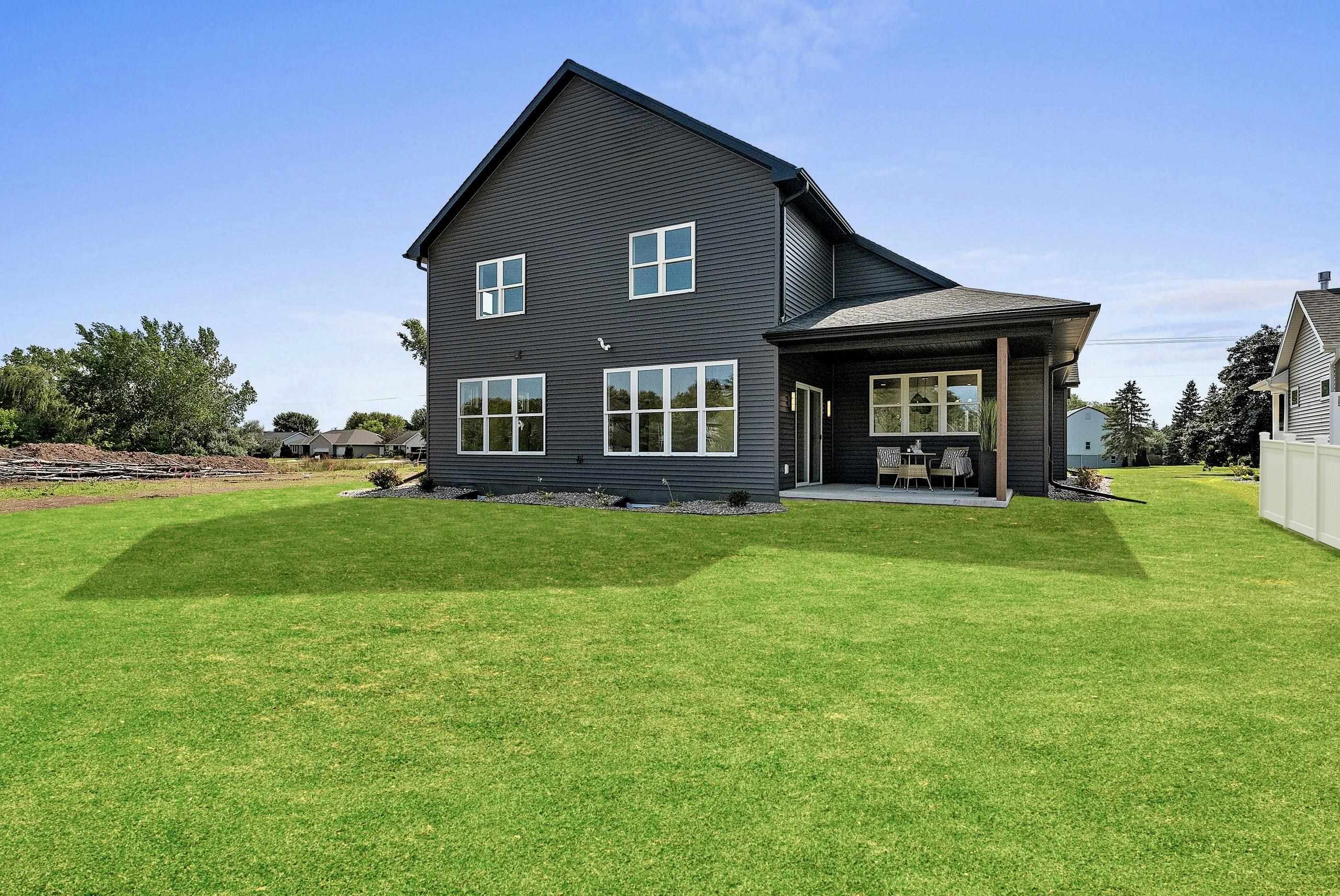 1871 LEDGEVIEW Road