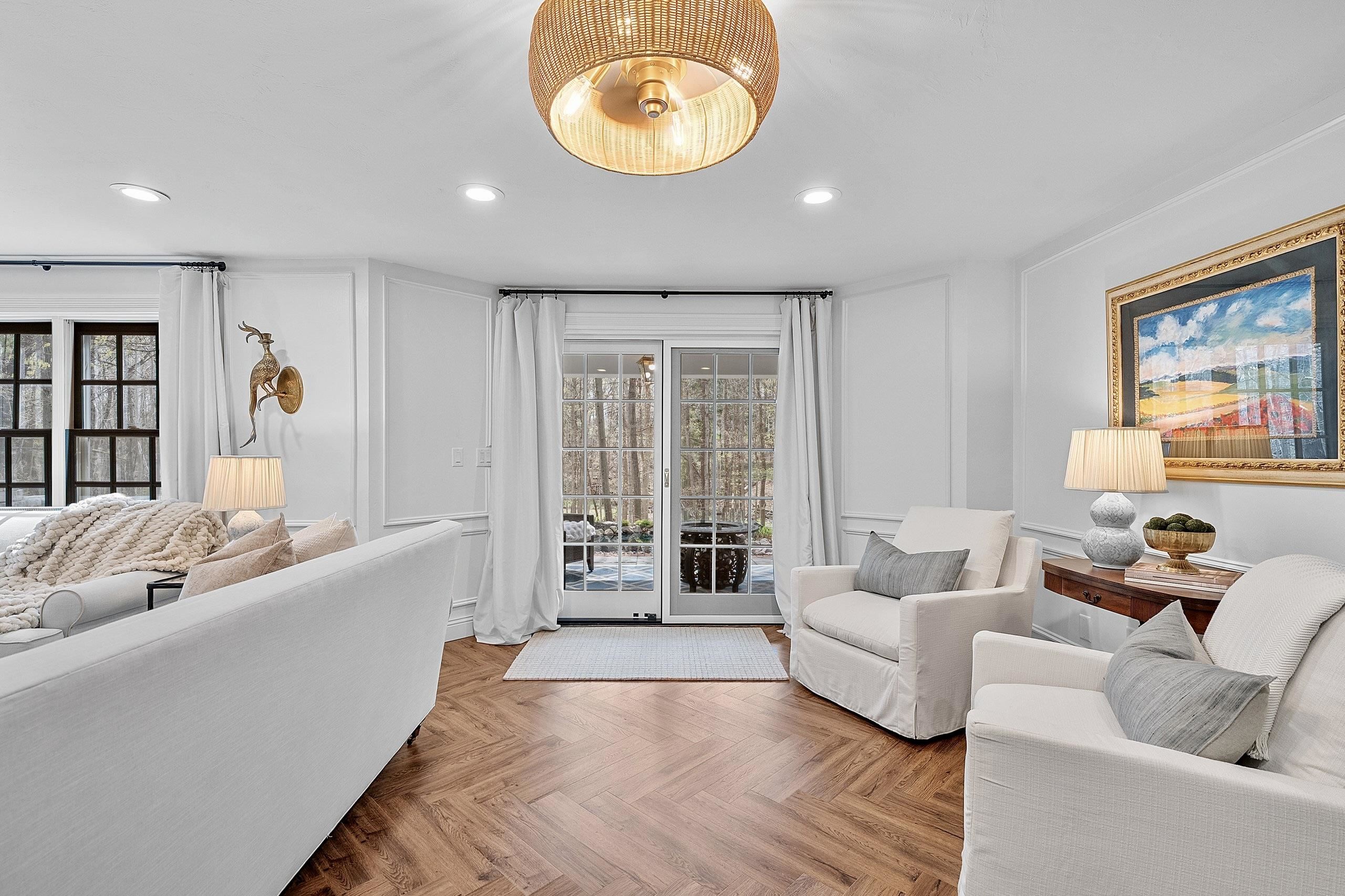 1383 SONATA Court