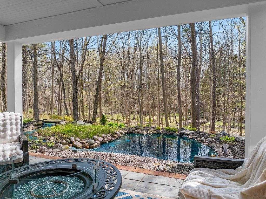 1383 SONATA Court