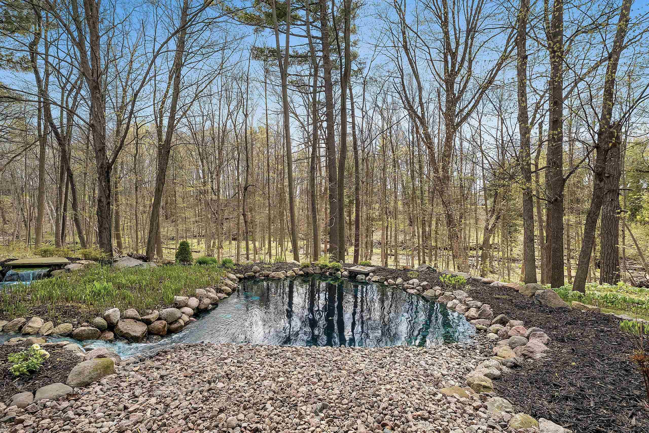 1383 SONATA Court