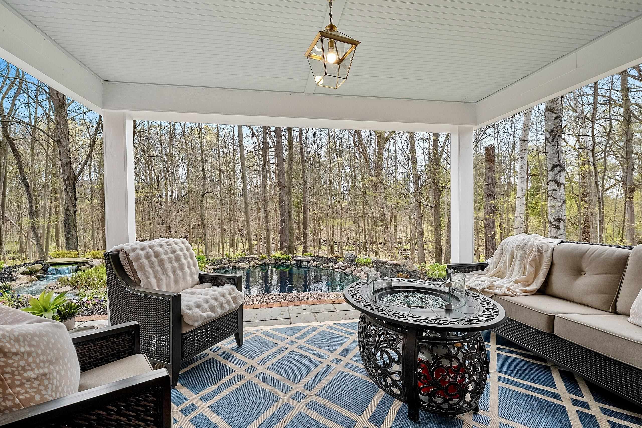 1383 SONATA Court