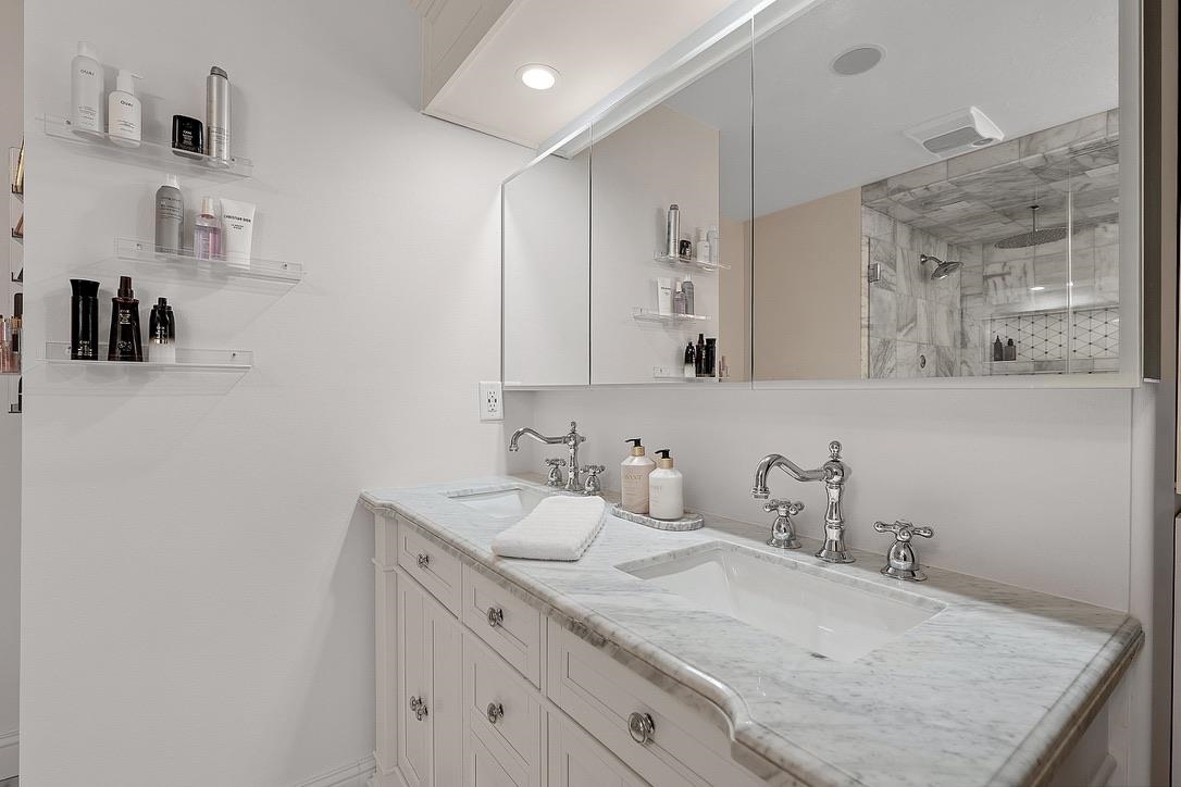 1383 SONATA Court