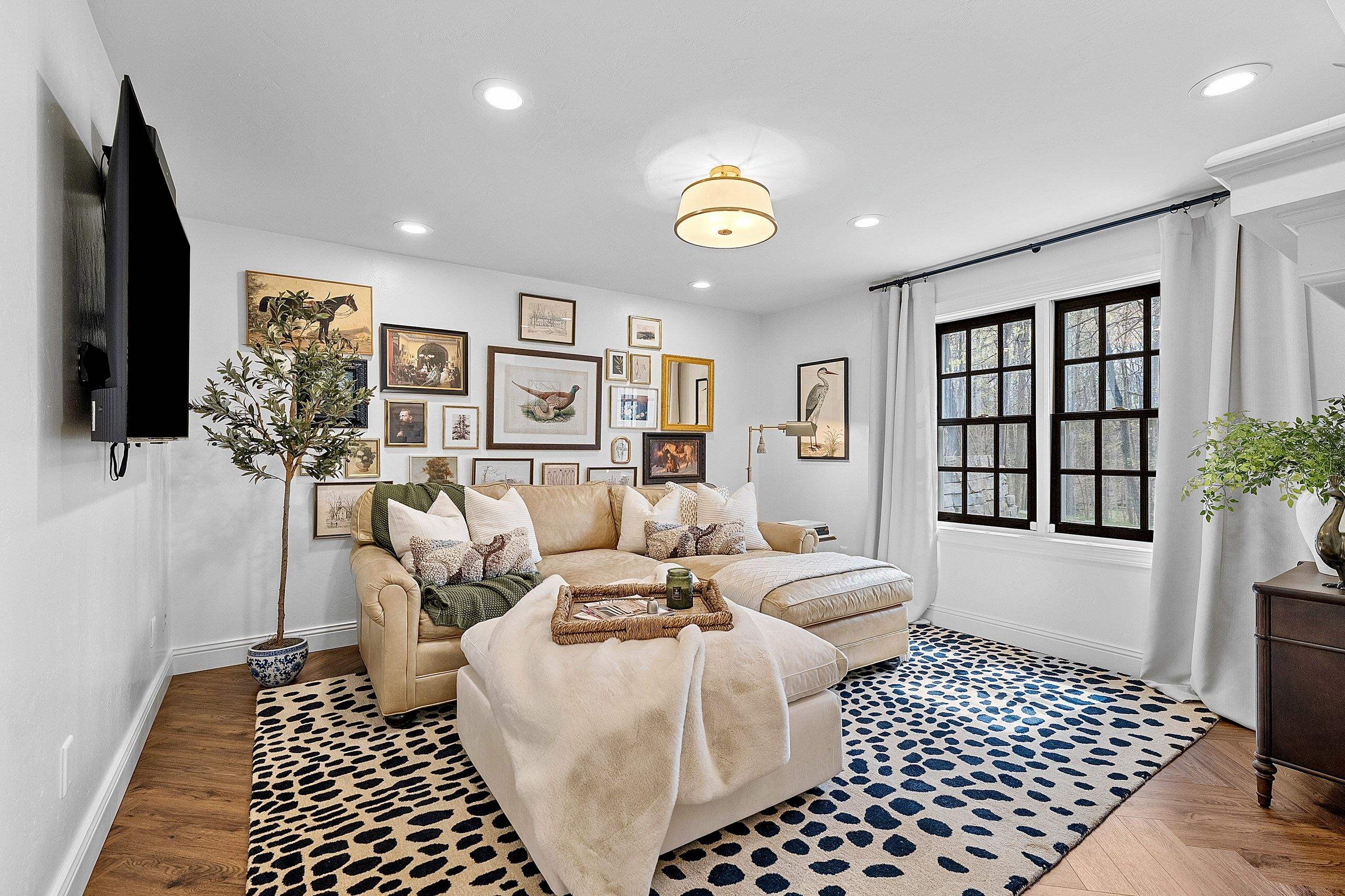1383 SONATA Court