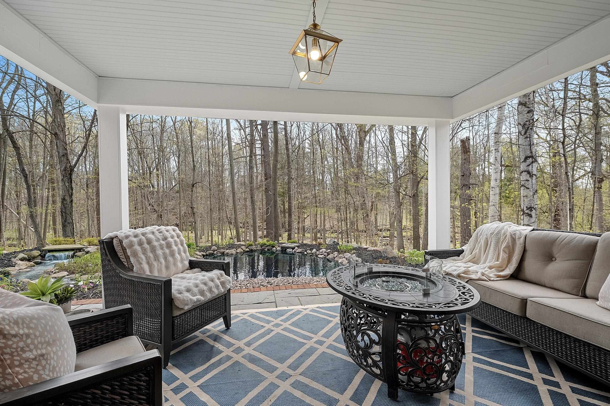 1383 SONATA Court