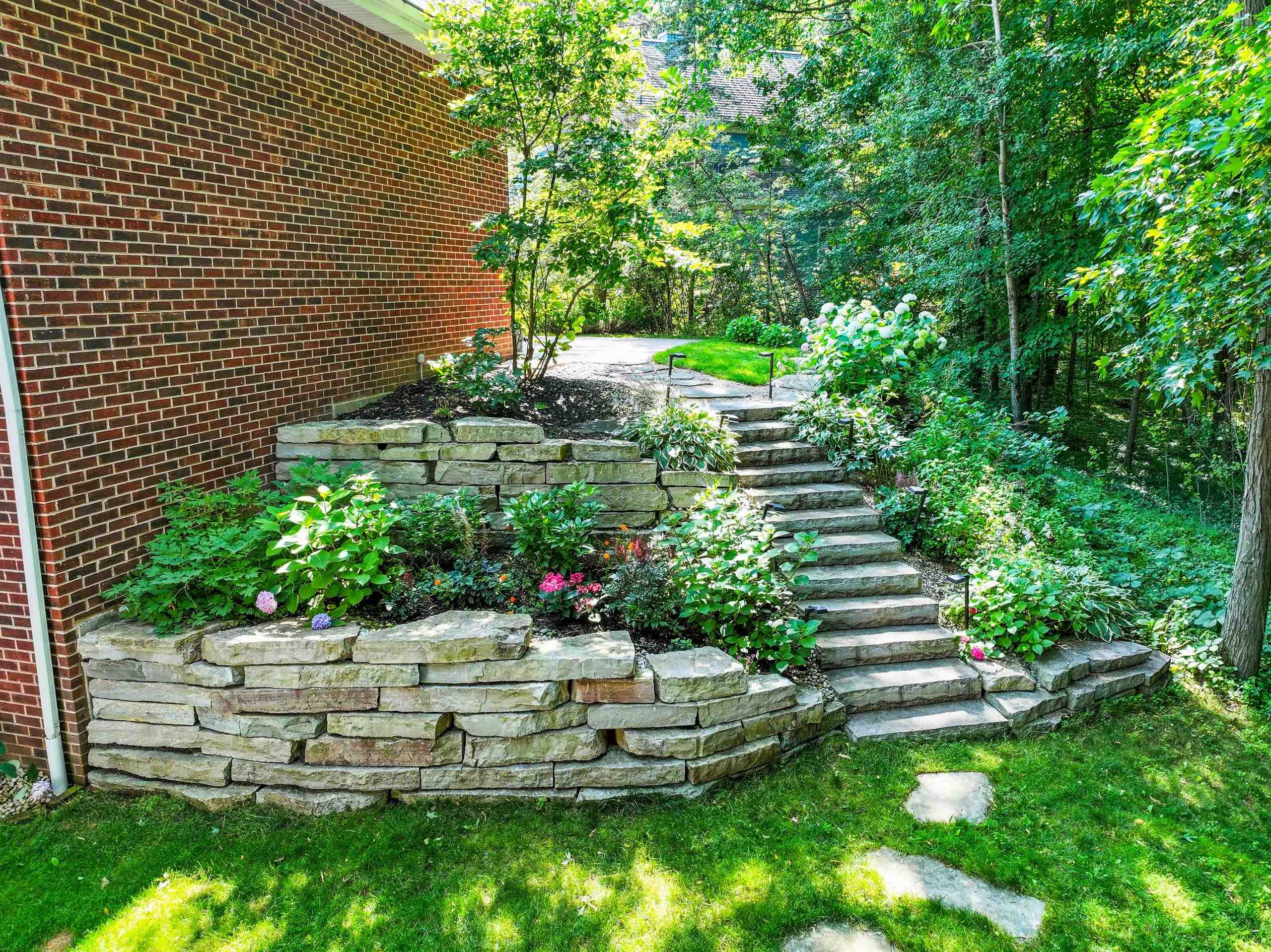 1383 SONATA Court