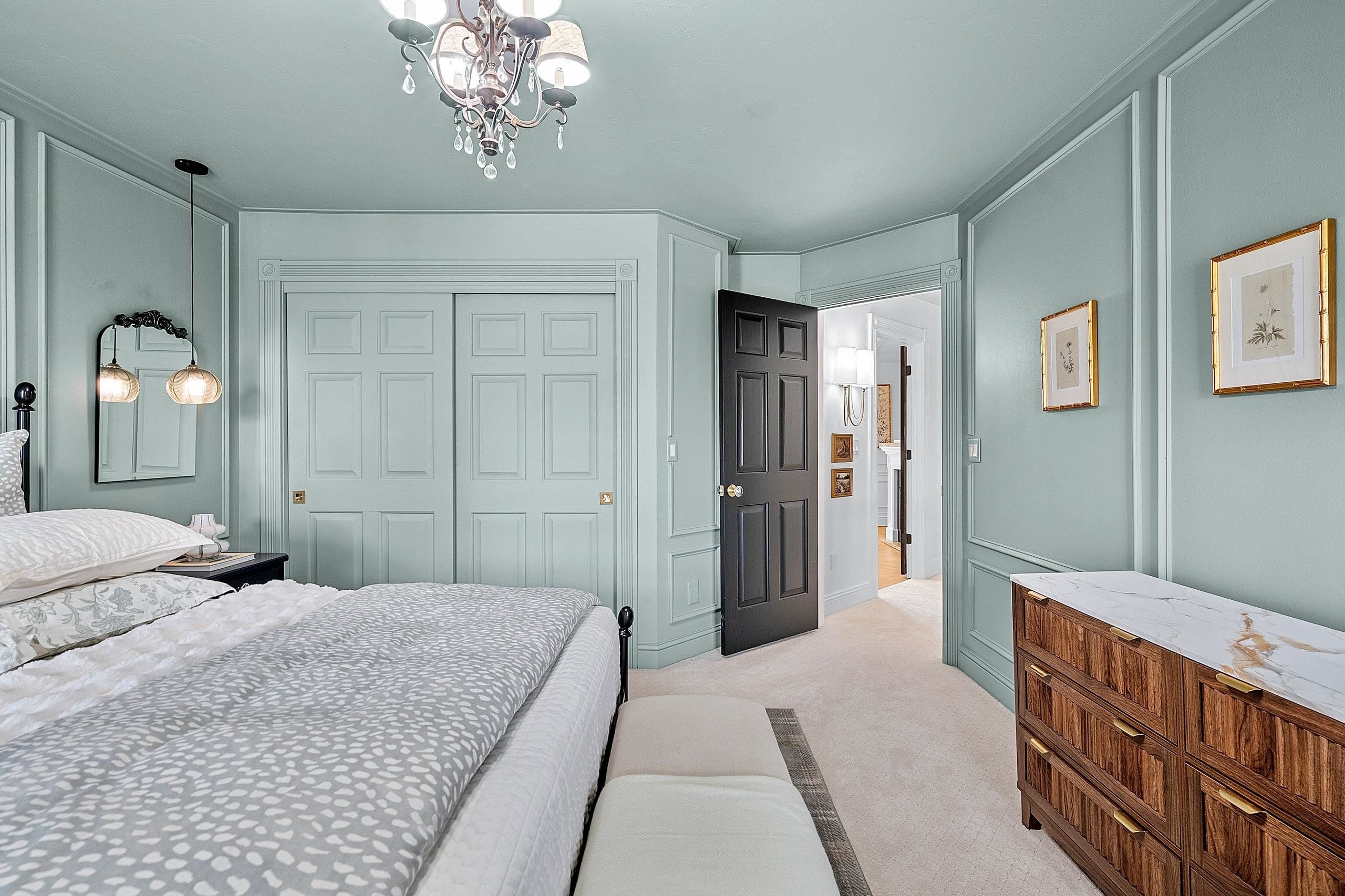 1383 SONATA Court