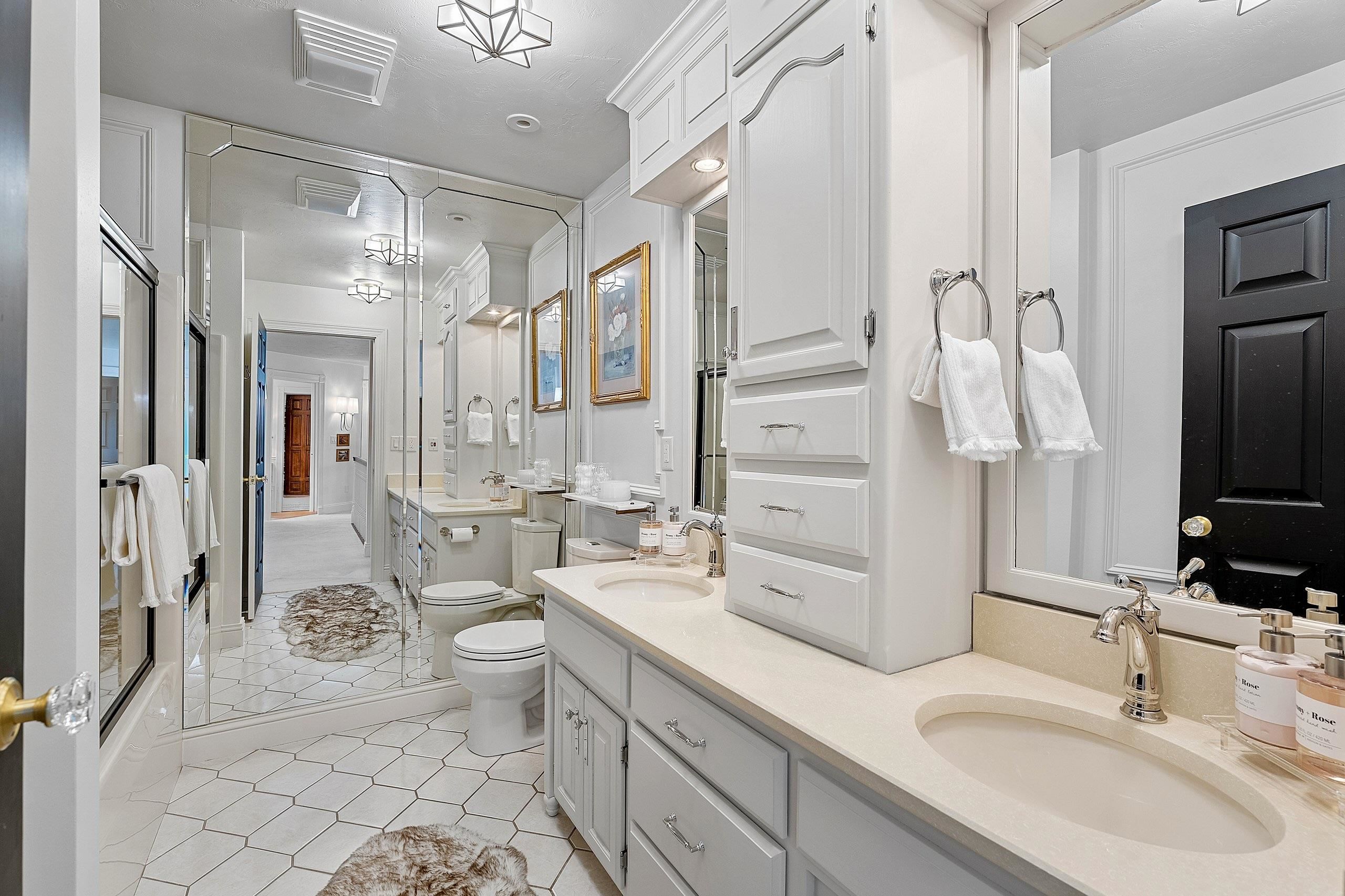1383 SONATA Court