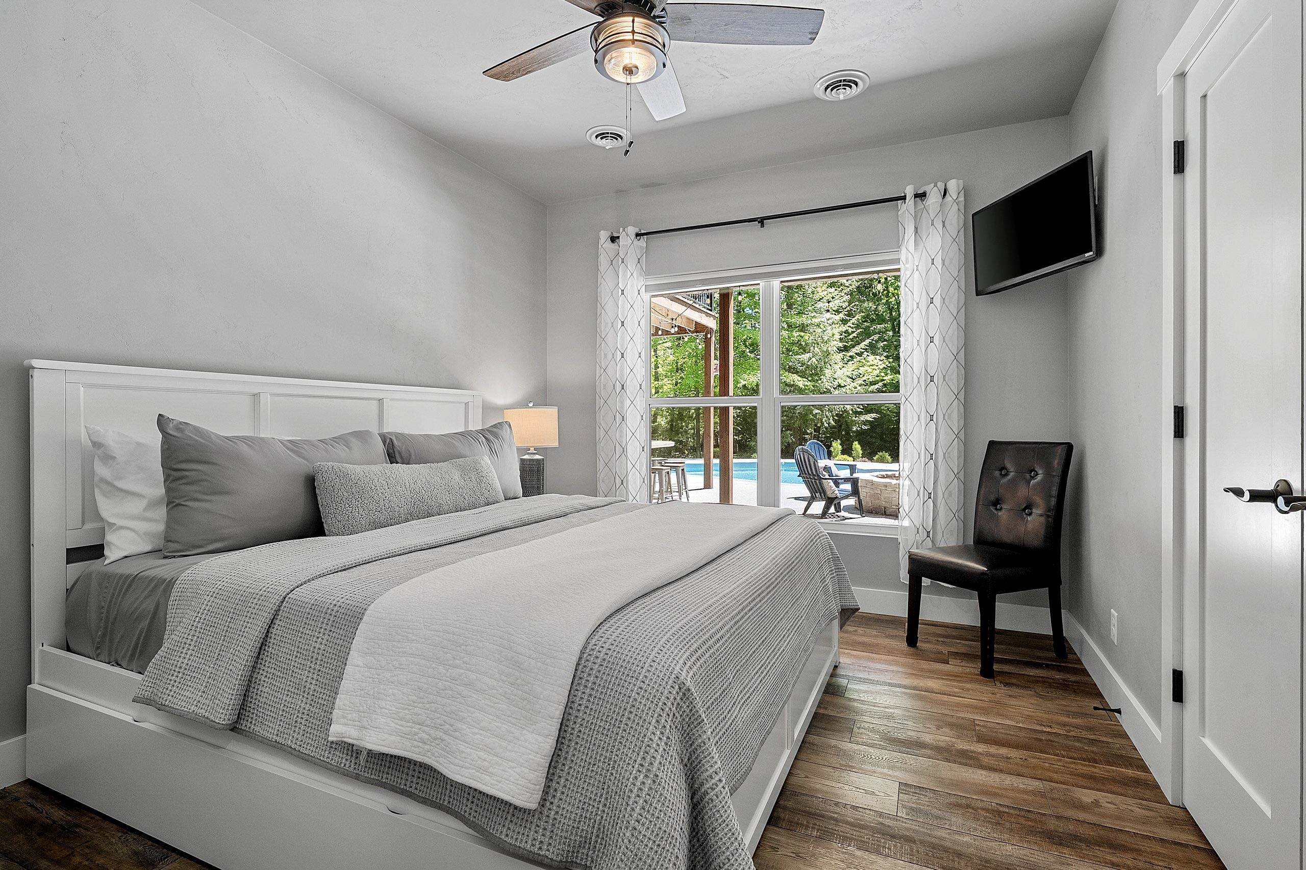 3413 BLACKBERRY Lane