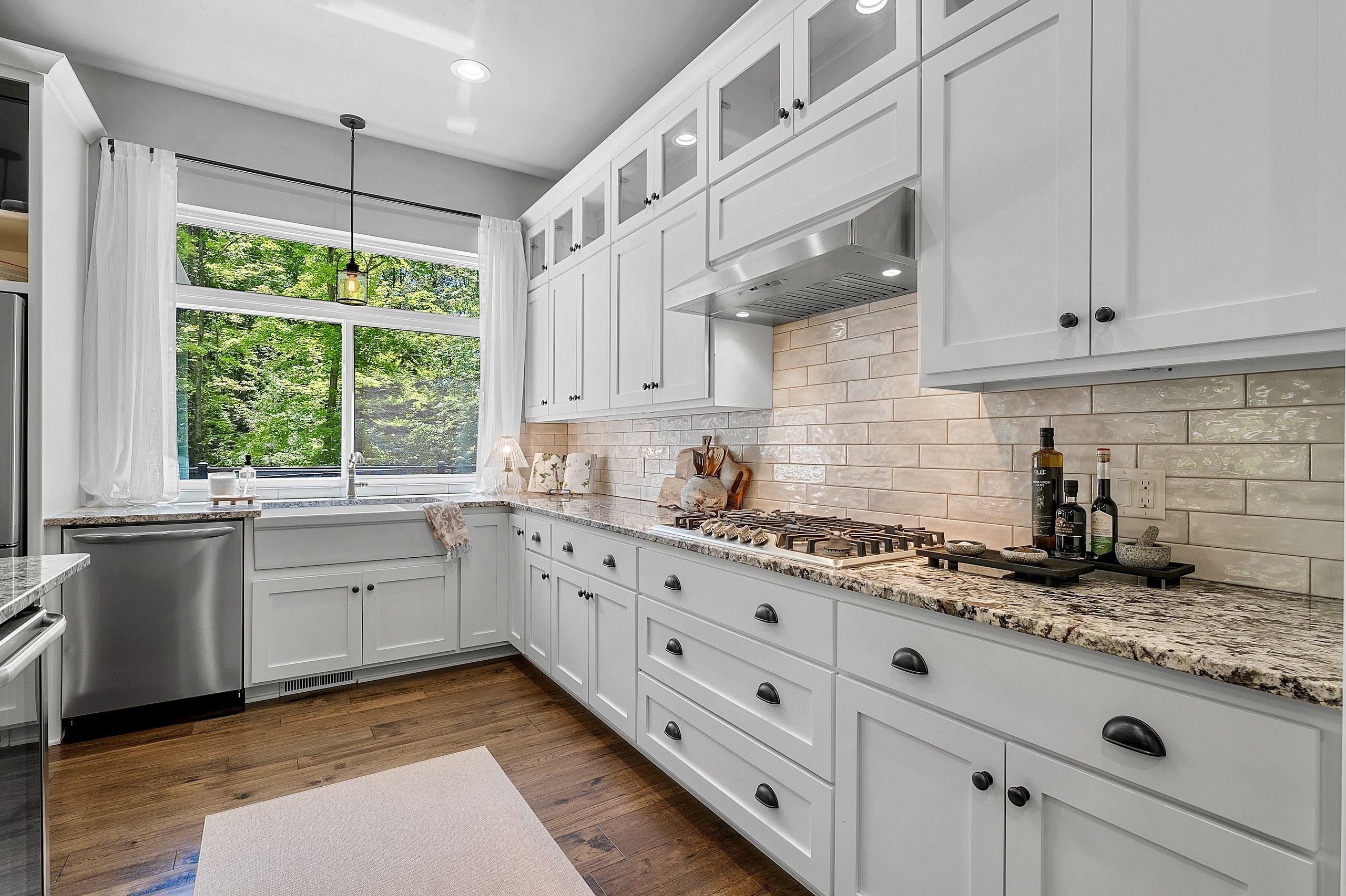 3413 BLACKBERRY Lane
