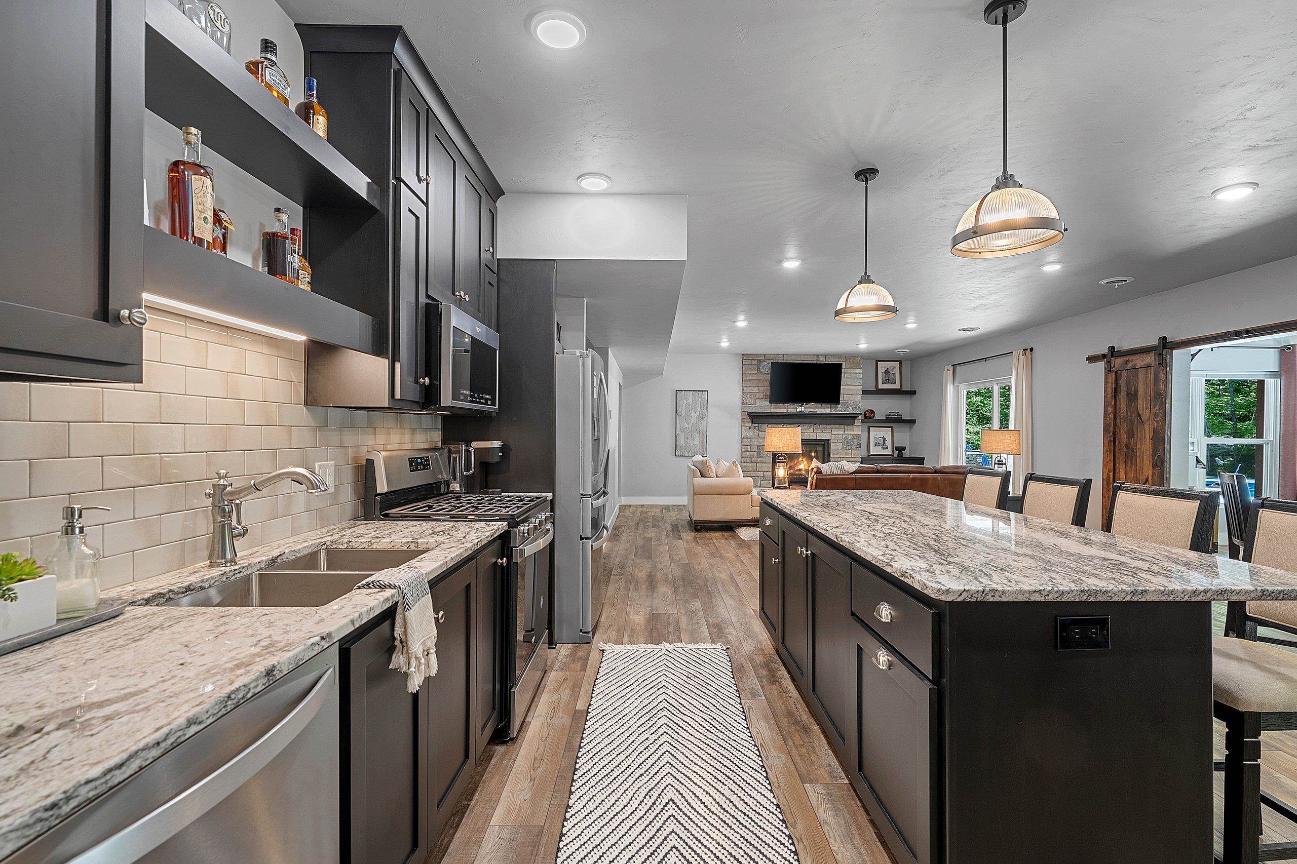 3413 BLACKBERRY Lane