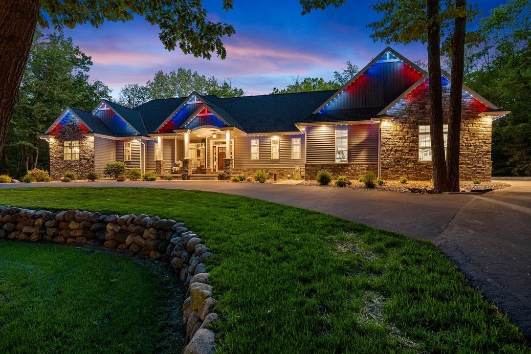 3413 BLACKBERRY Lane