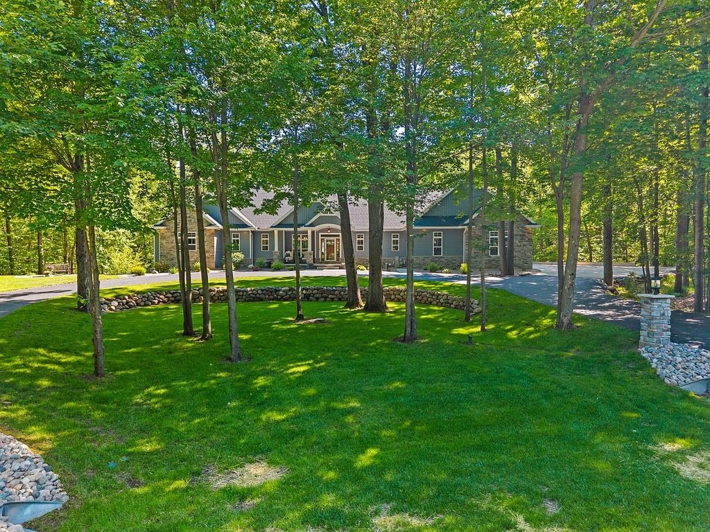 3413 BLACKBERRY Lane