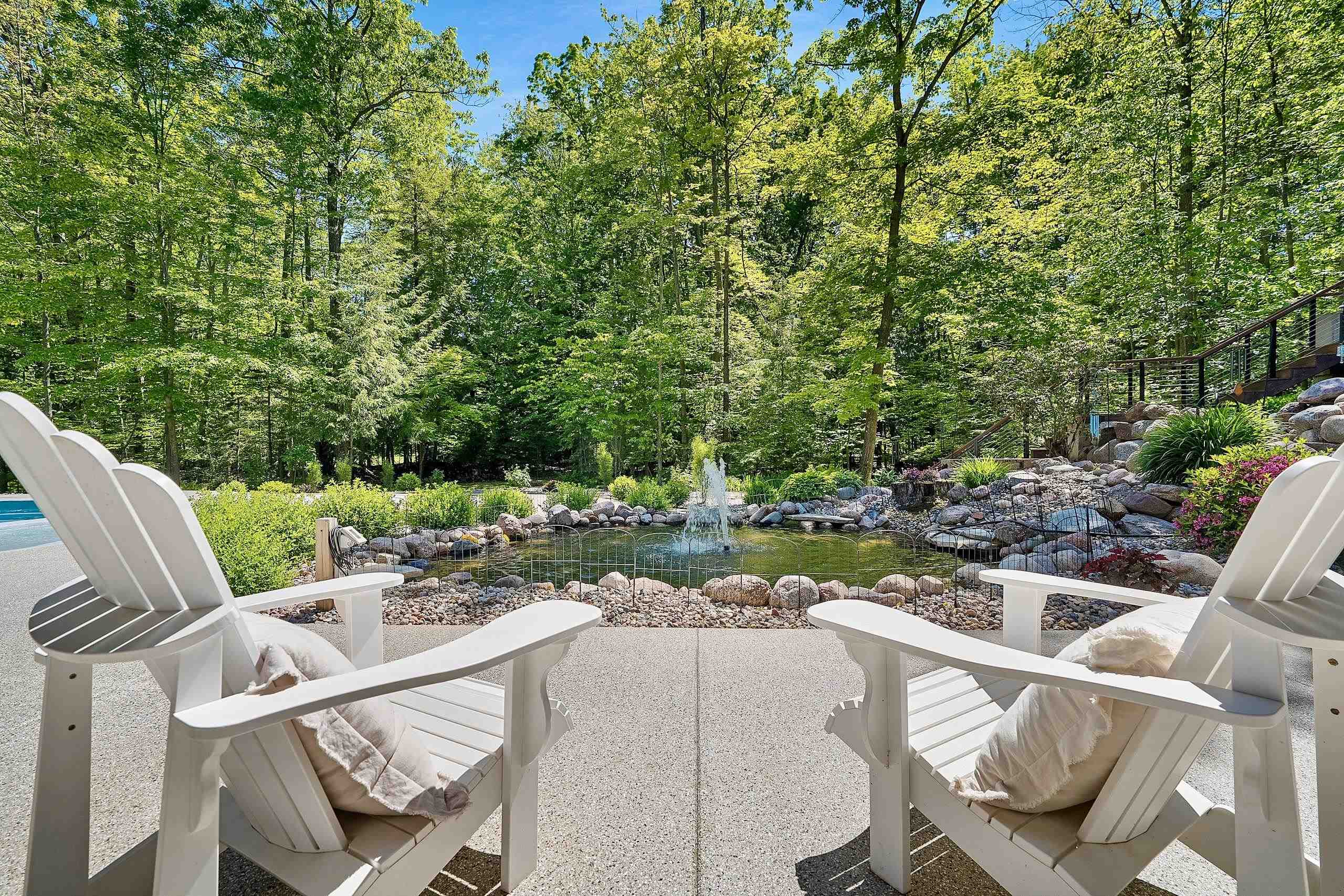 3413 BLACKBERRY Lane