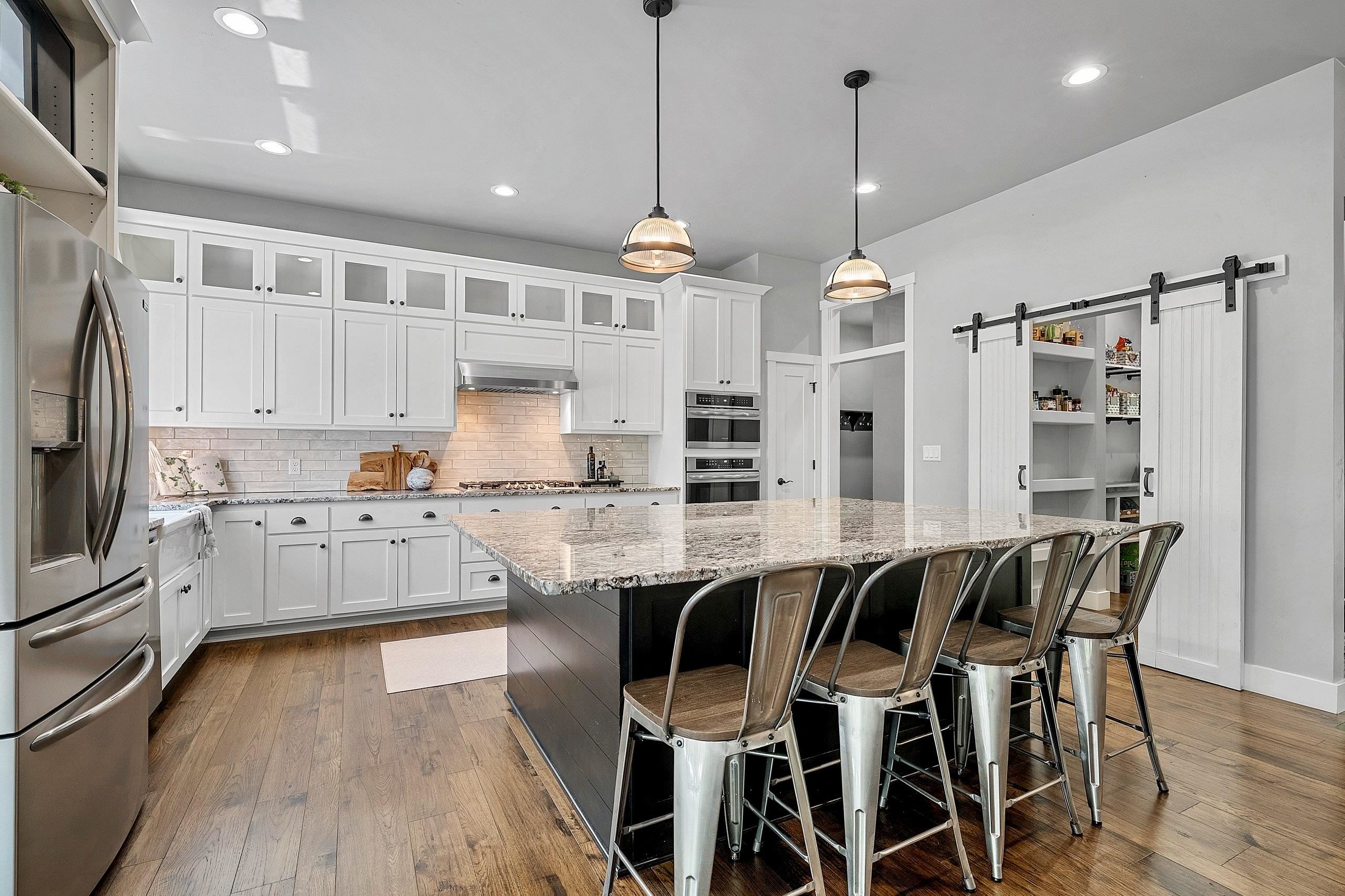 3413 BLACKBERRY Lane