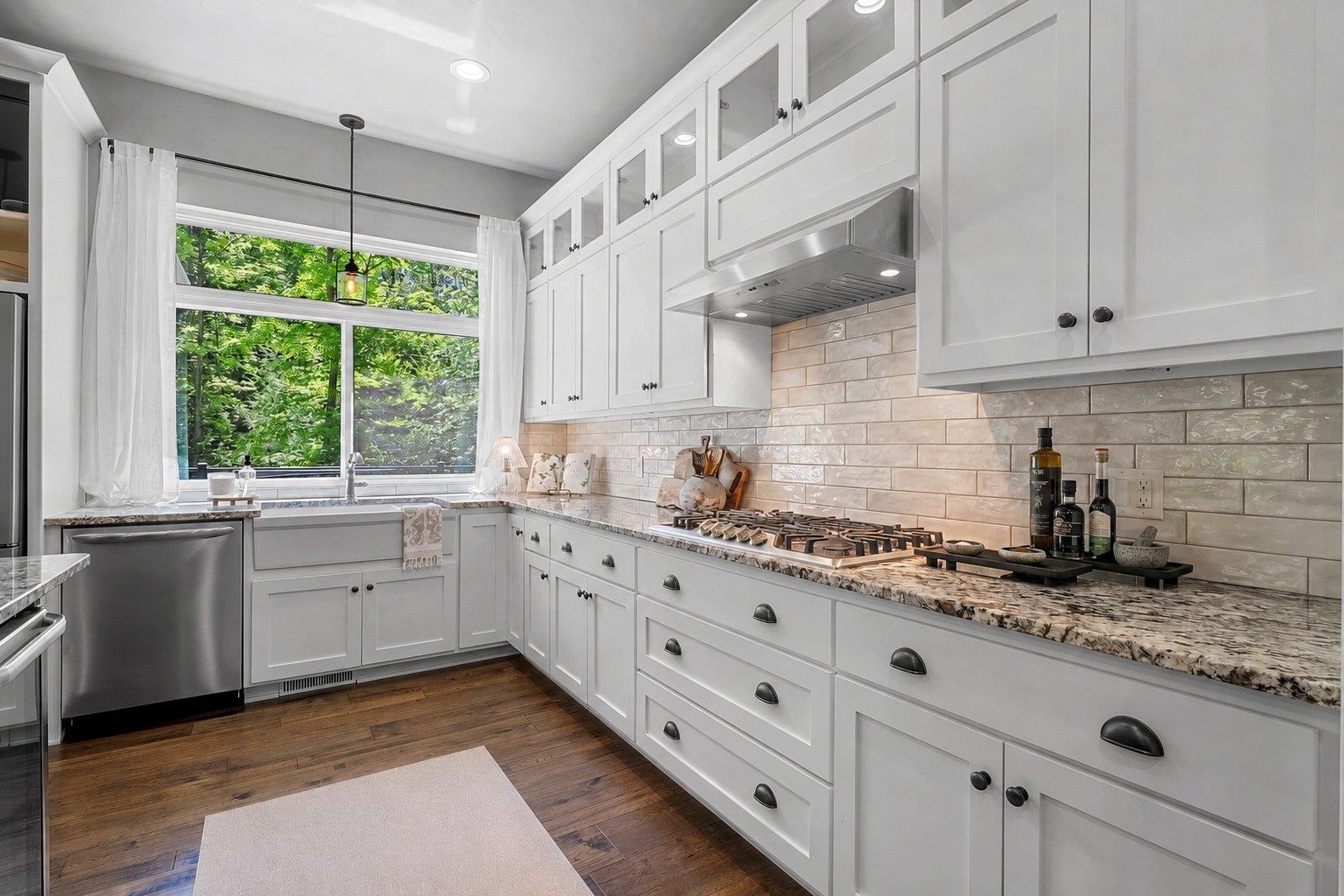 3413 BLACKBERRY Lane