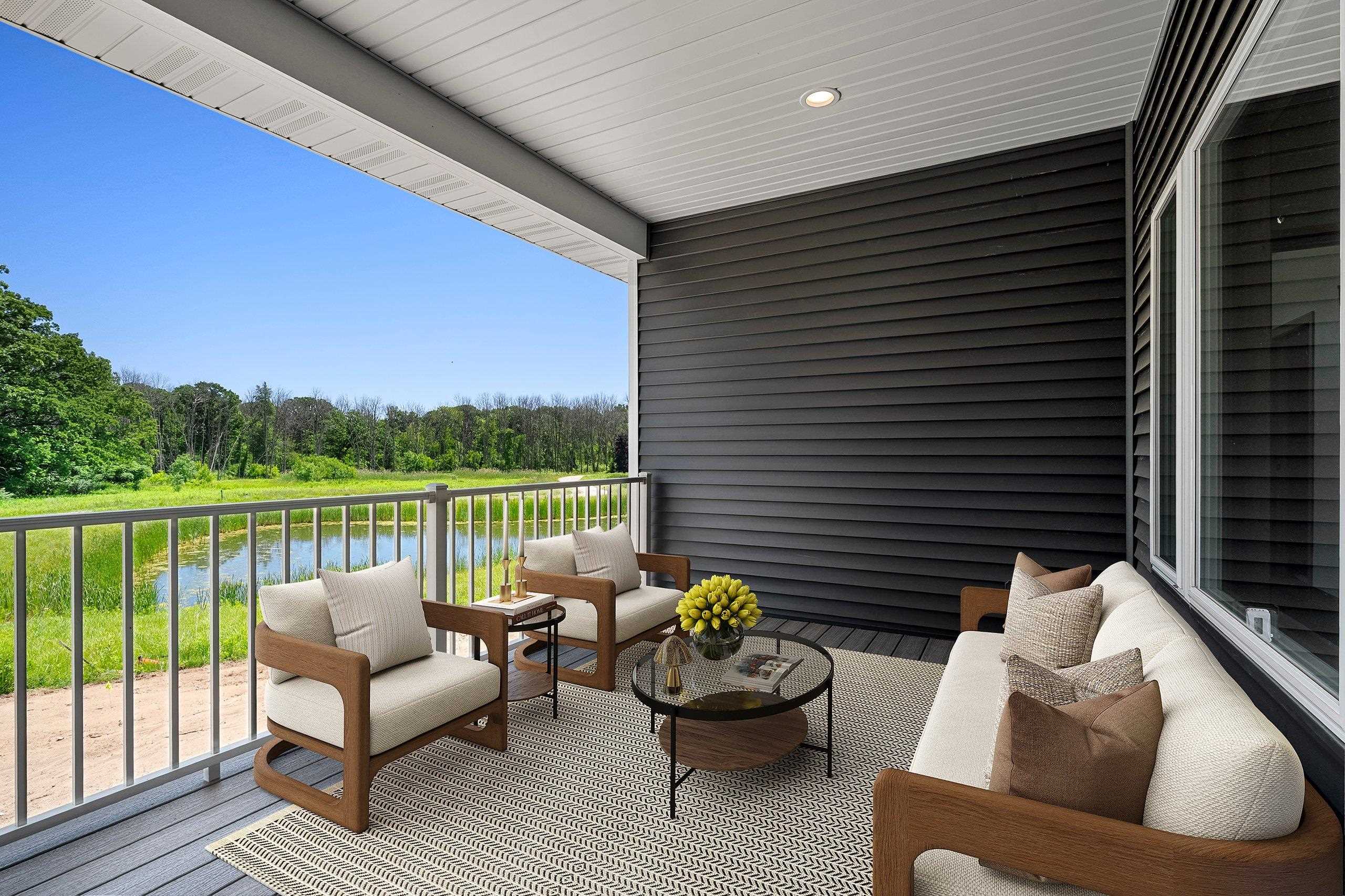 4001 ANTWERP Avenue Unit: 7