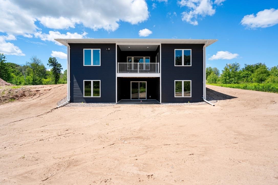 4001 ANTWERP Avenue Unit: 7