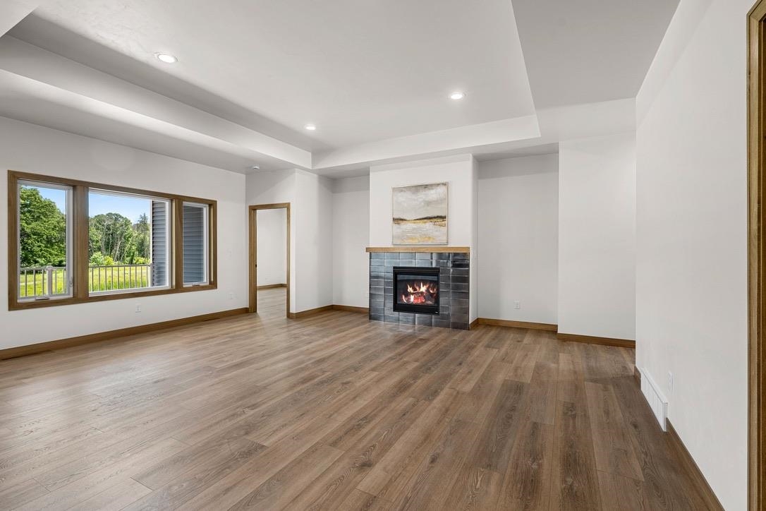 4001 ANTWERP Avenue Unit: 7