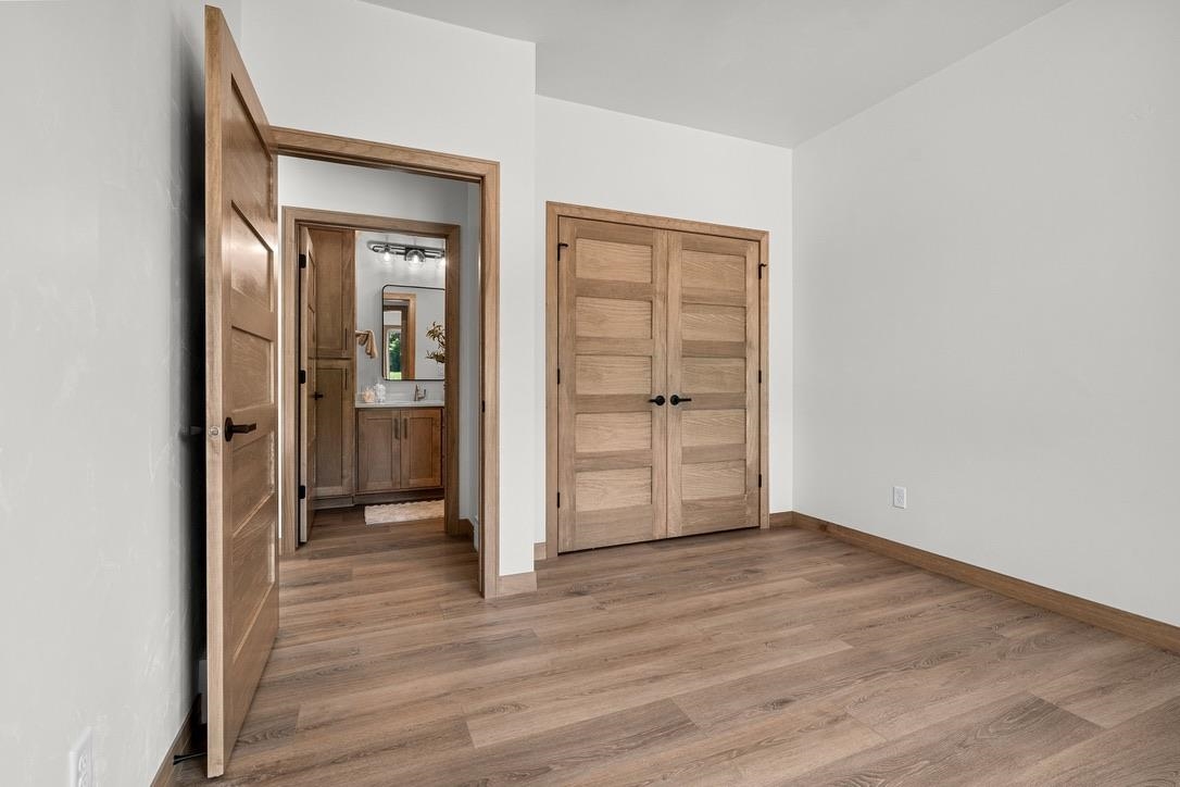 4001 ANTWERP Avenue Unit: 7