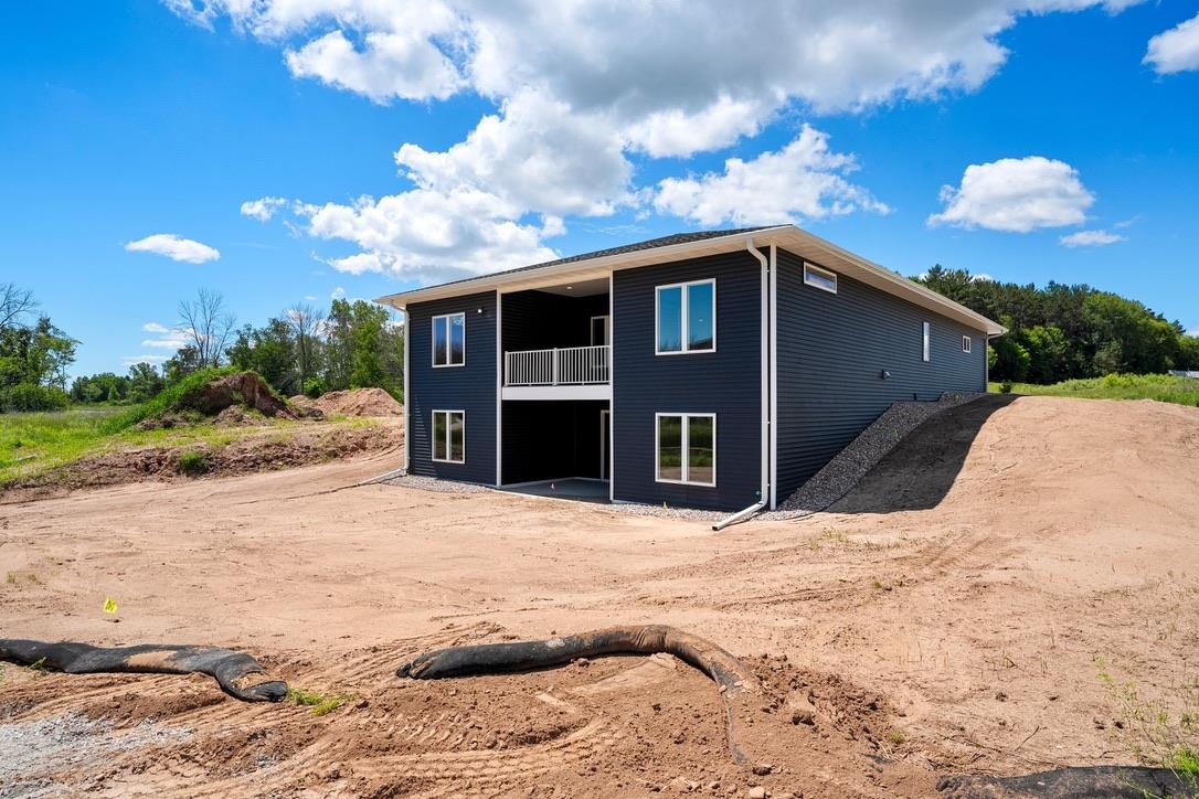 4001 ANTWERP Avenue Unit: 7
