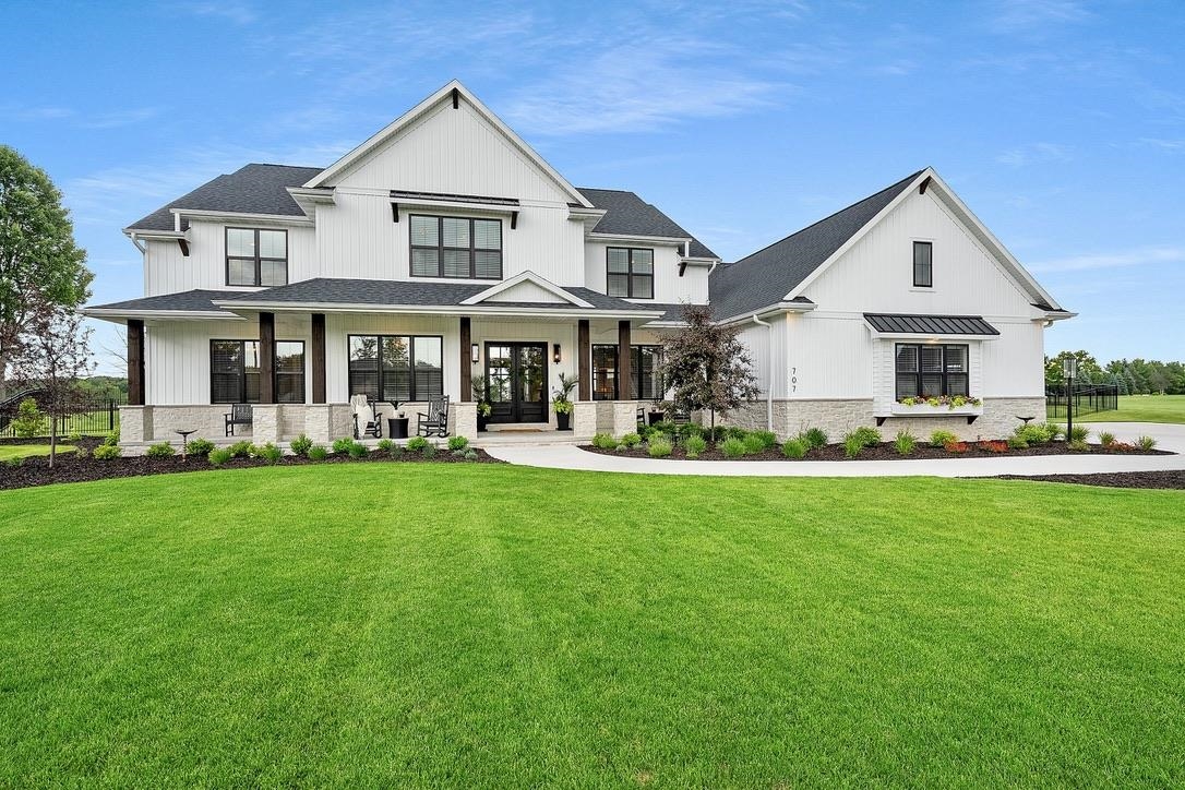 707 BLACKBERRY Court