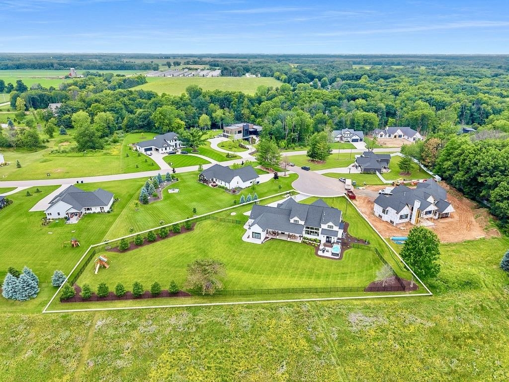 707 BLACKBERRY Court