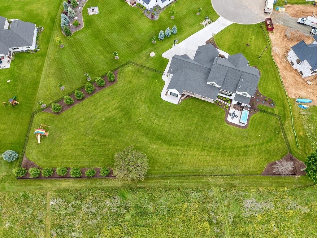 707 BLACKBERRY Court