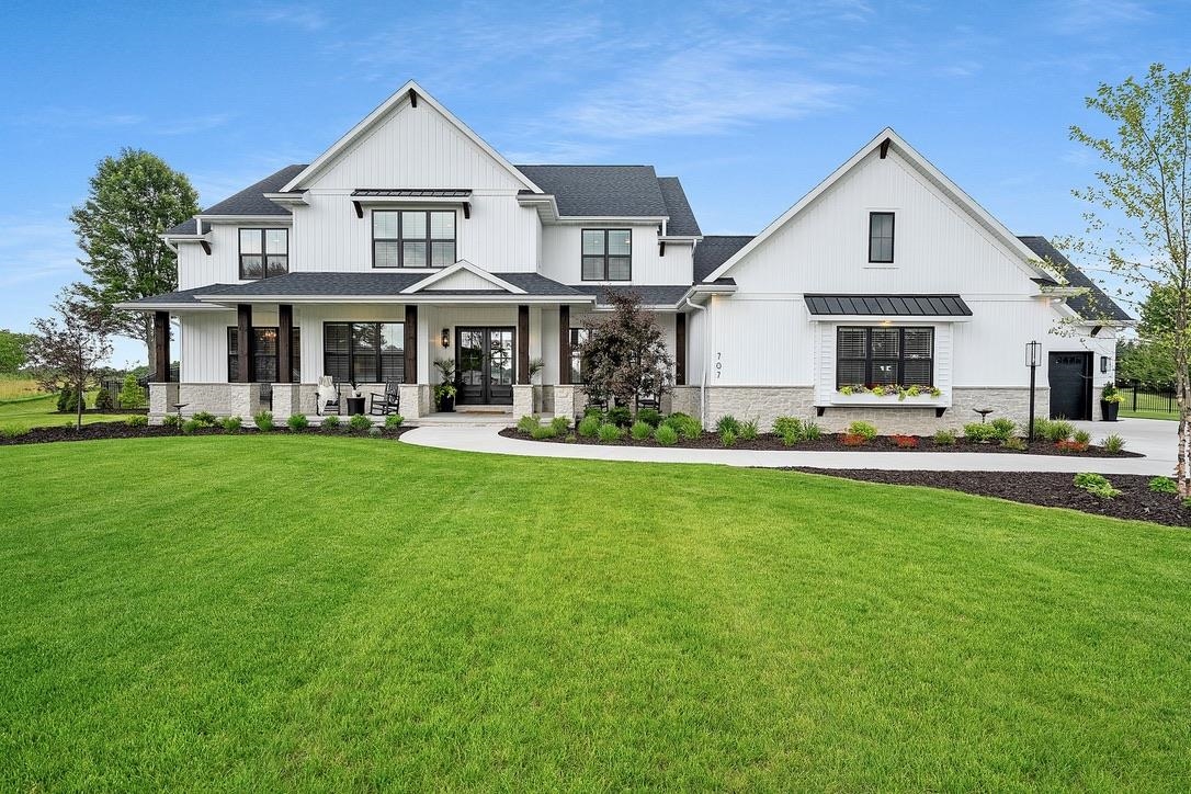 707 BLACKBERRY Court