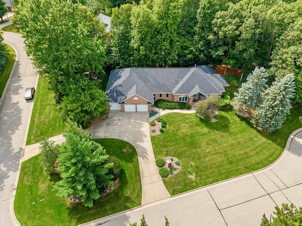2060 MUIRWOOD Court