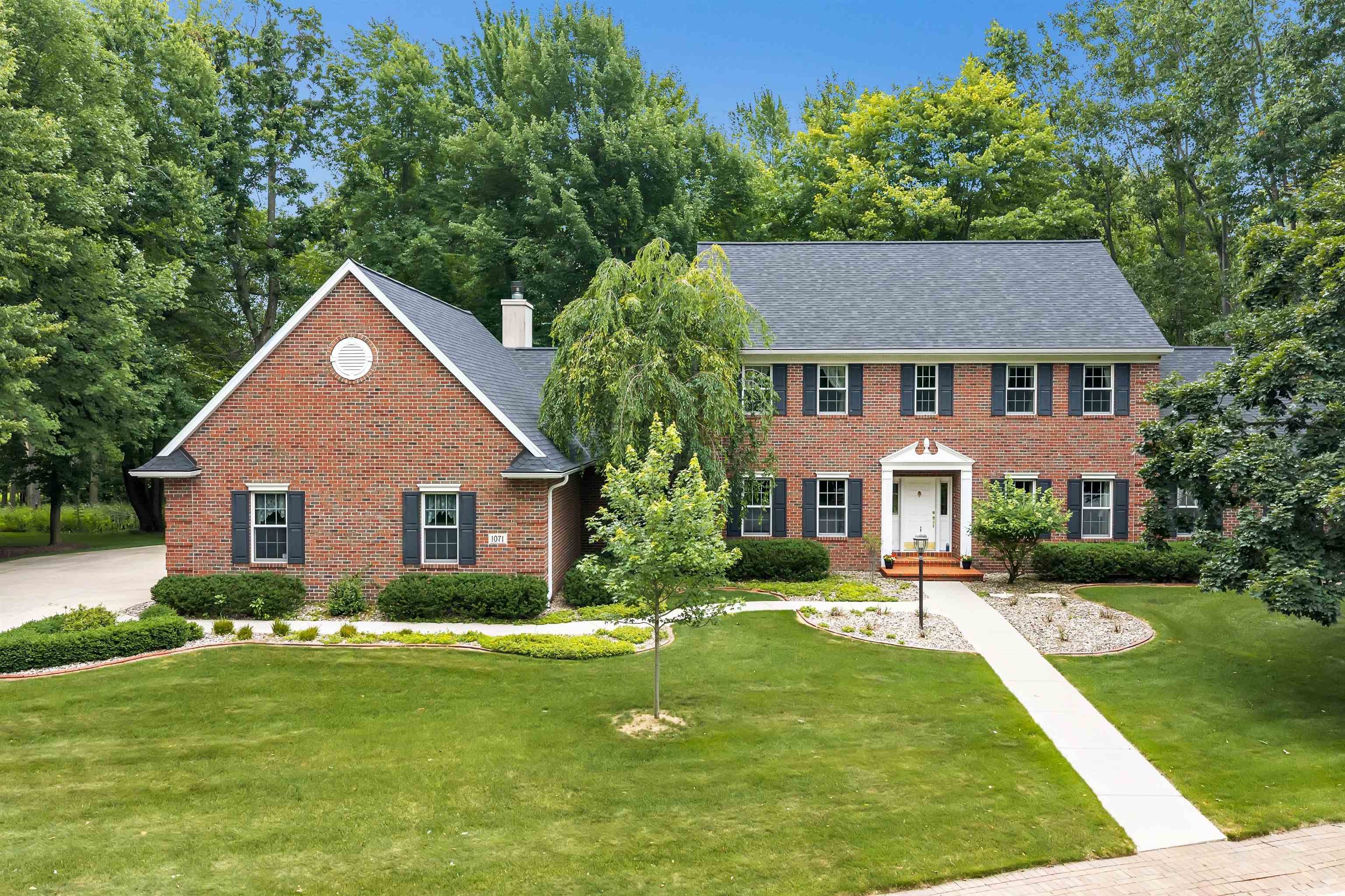 1071 THORNBERRY CREEK Drive
