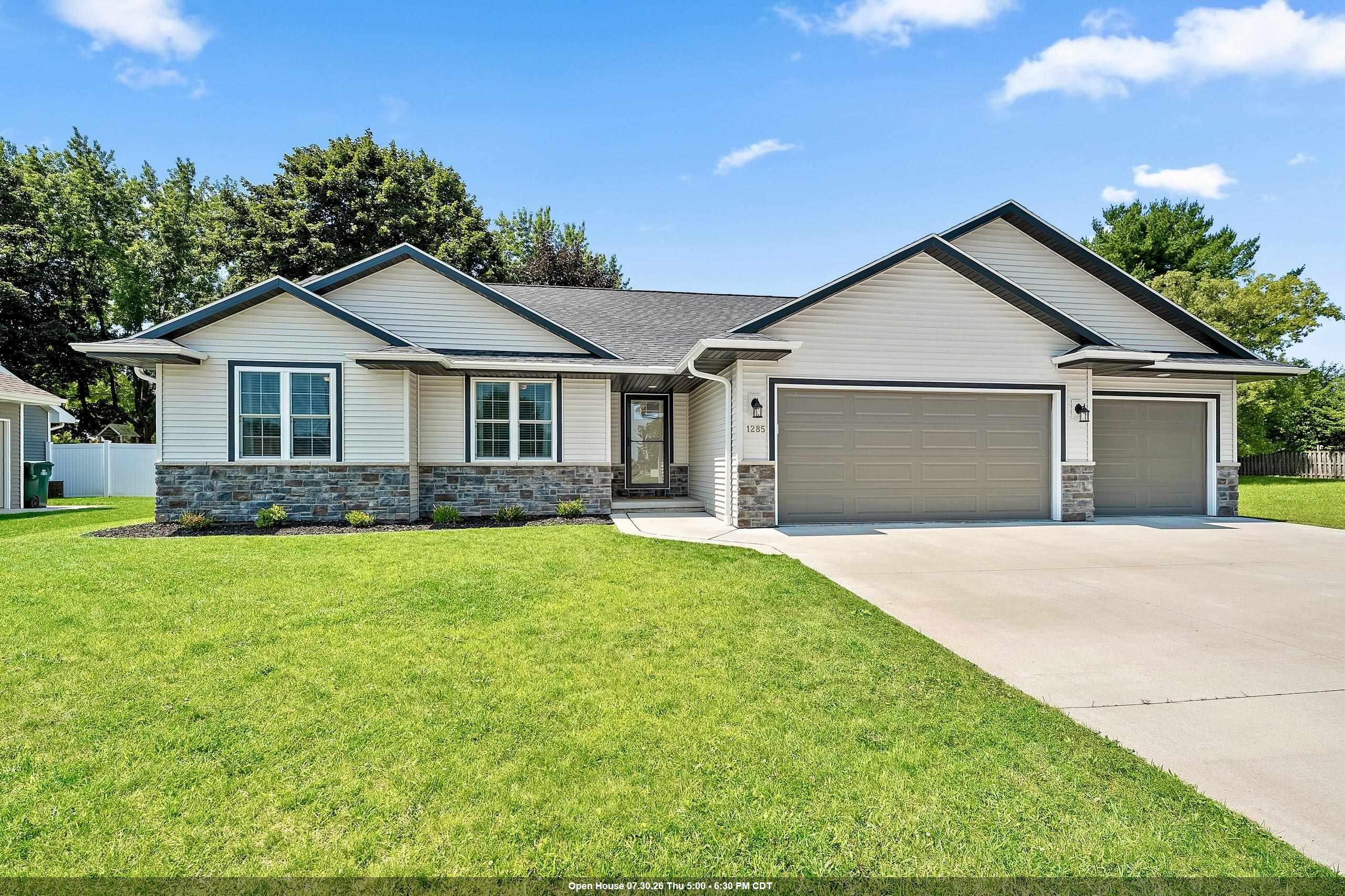 1285 CLEMENTINE Road