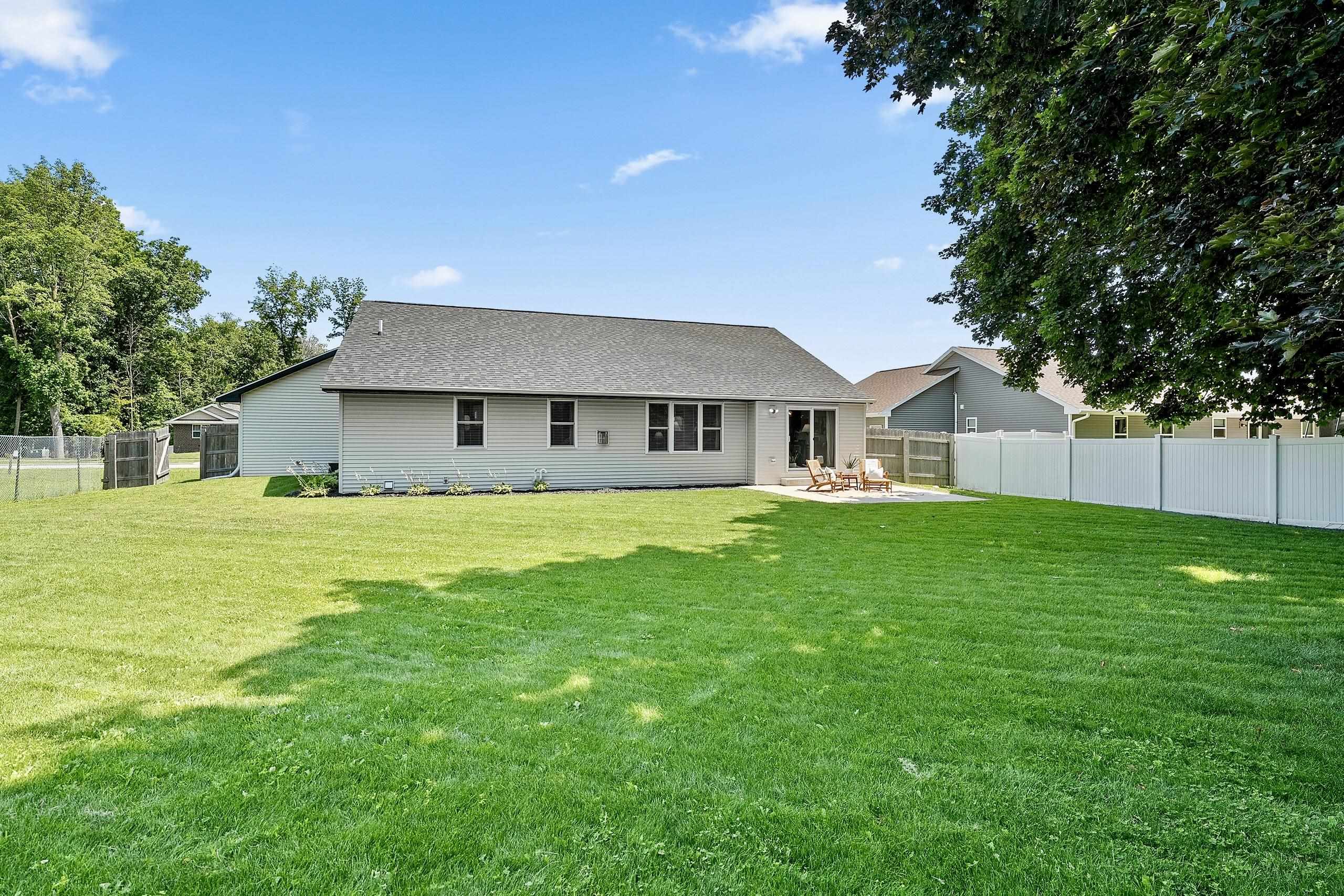 1285 CLEMENTINE Road