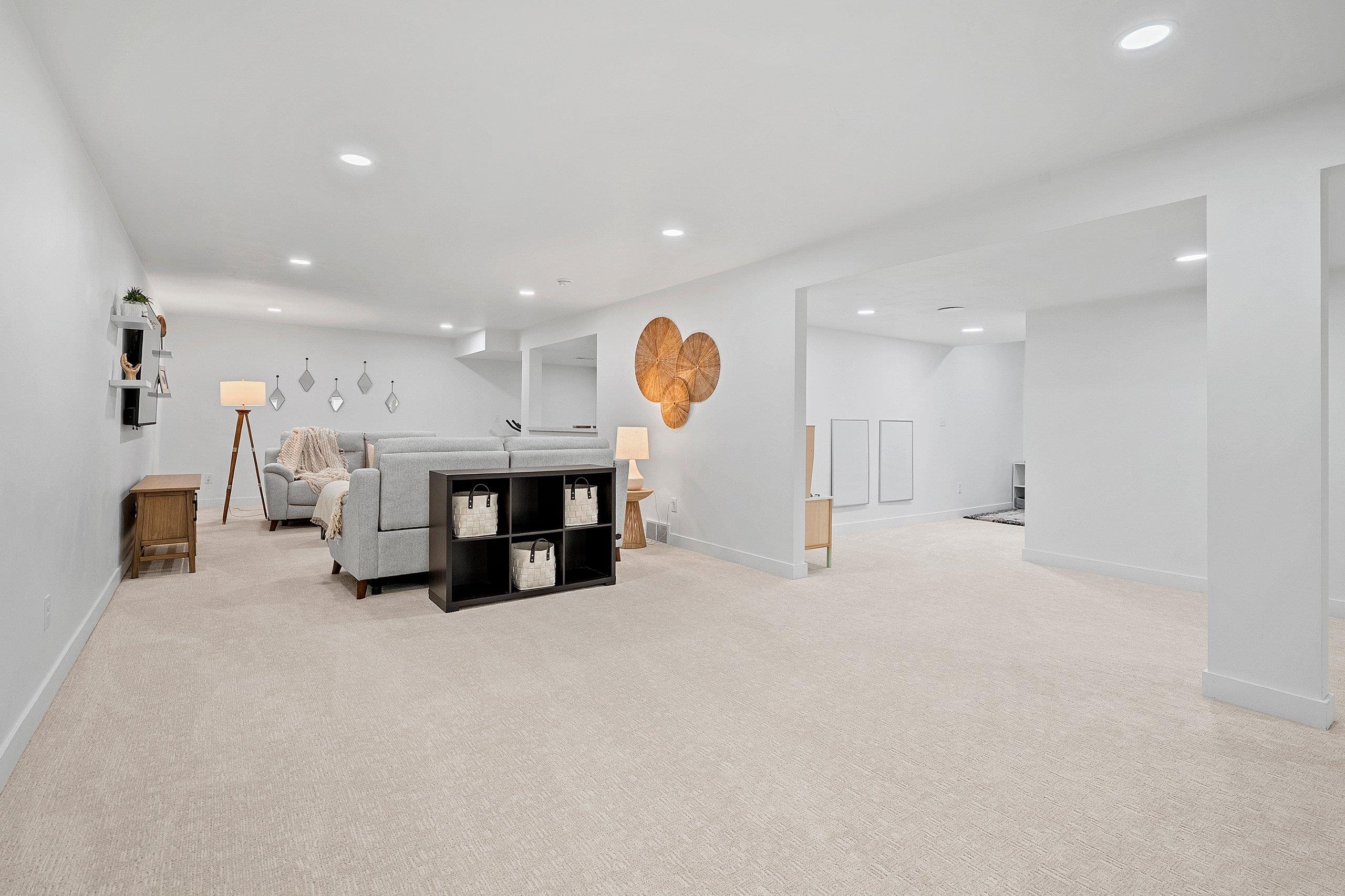 1285 CLEMENTINE Road