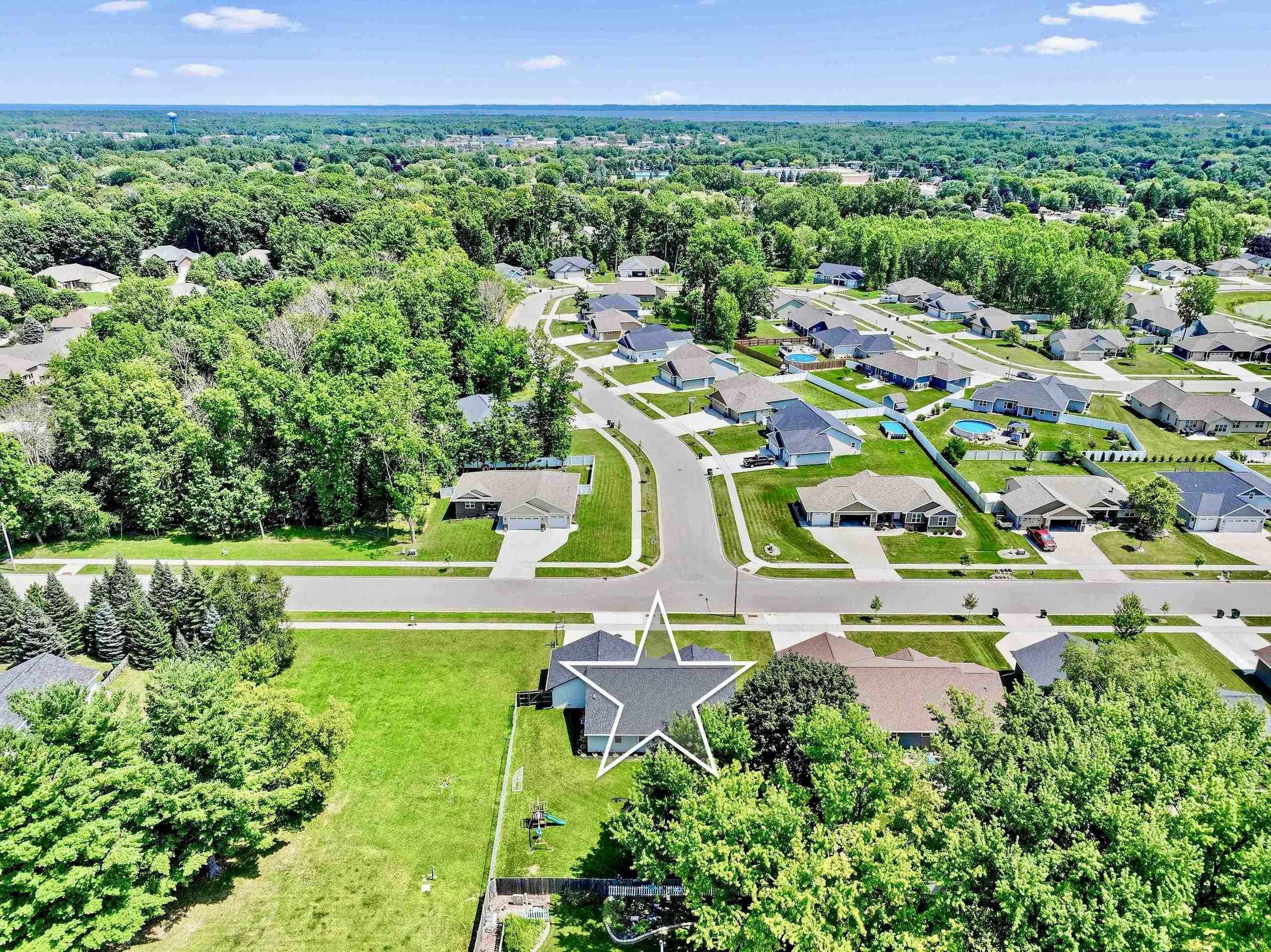 1285 CLEMENTINE Road