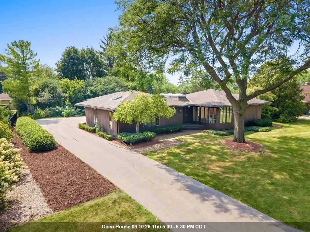 221 ROSEMONT Drive