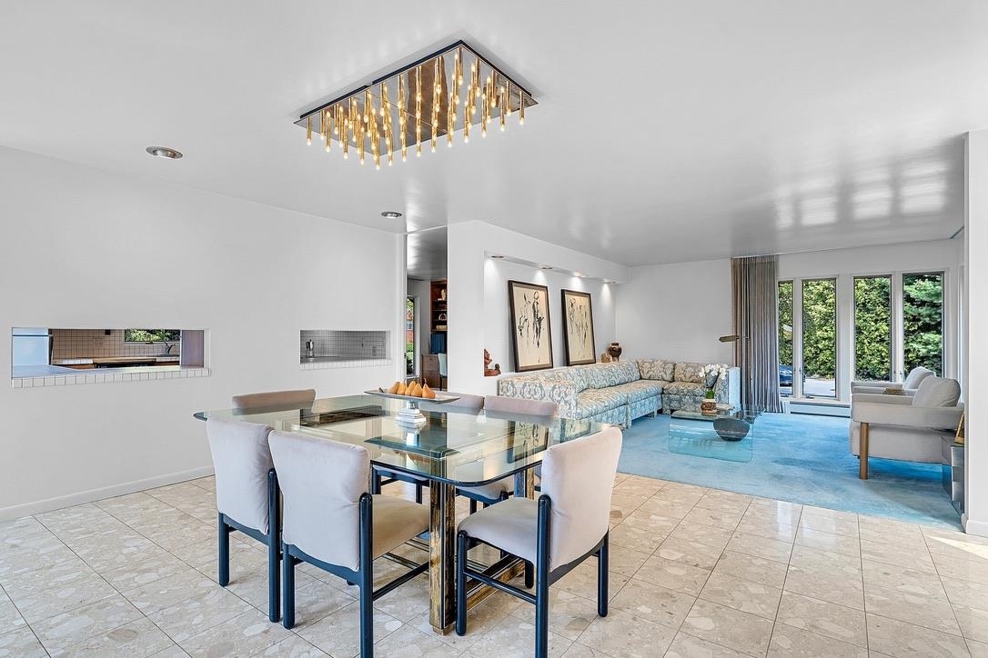 221 ROSEMONT Drive