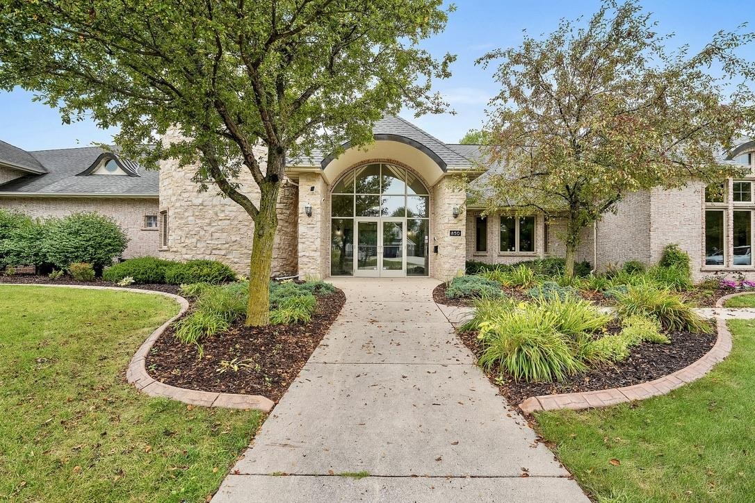 1004 HEYERDAHL Heights